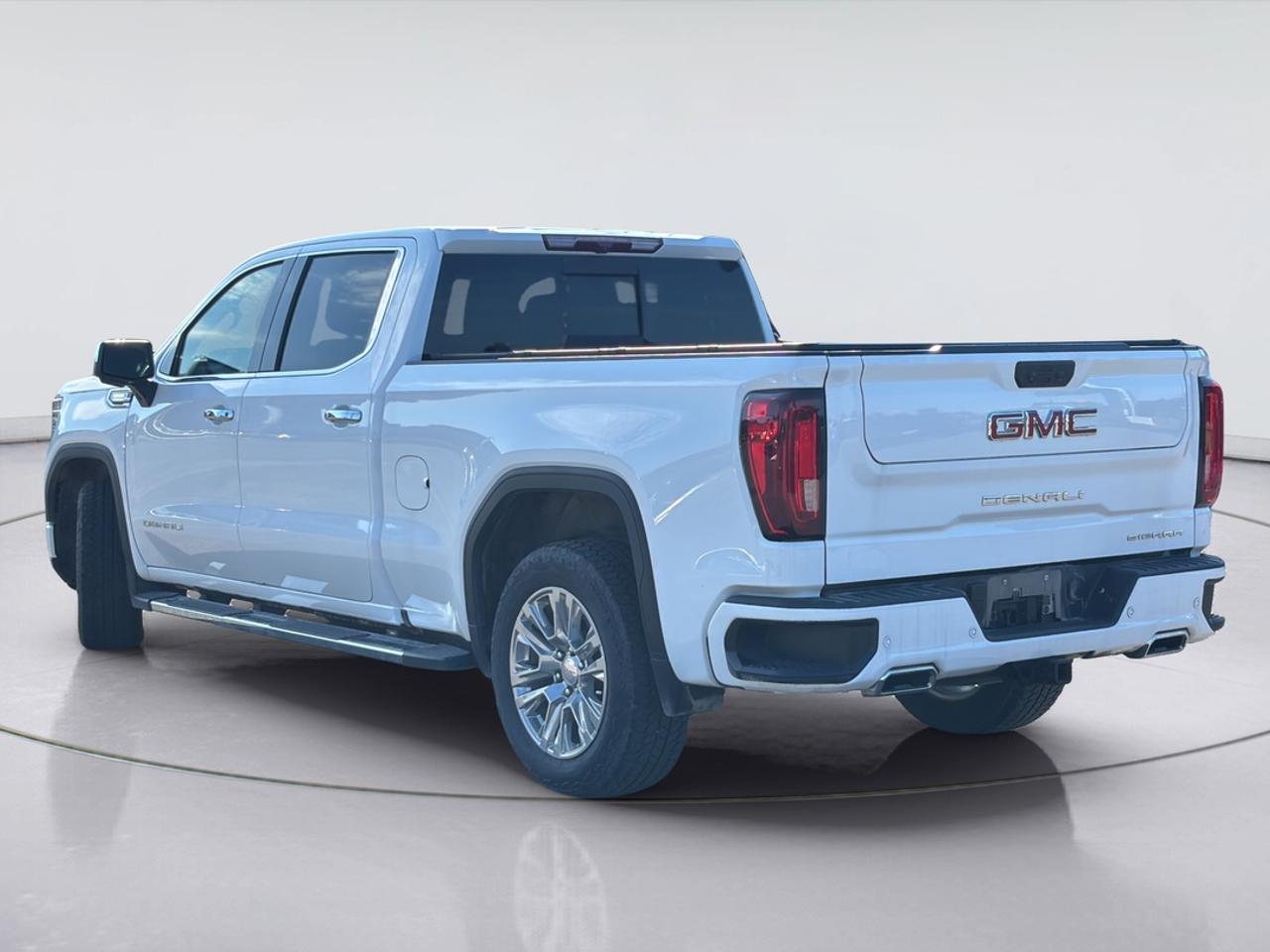 2024 GMC Sierra 1500 DENALI 3.0L V6 Photo