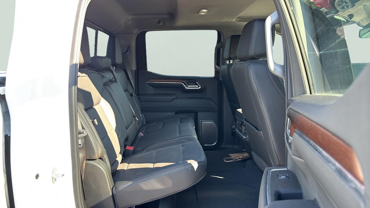 2024 GMC Sierra 1500 DENALI 3.0L V6 Photo