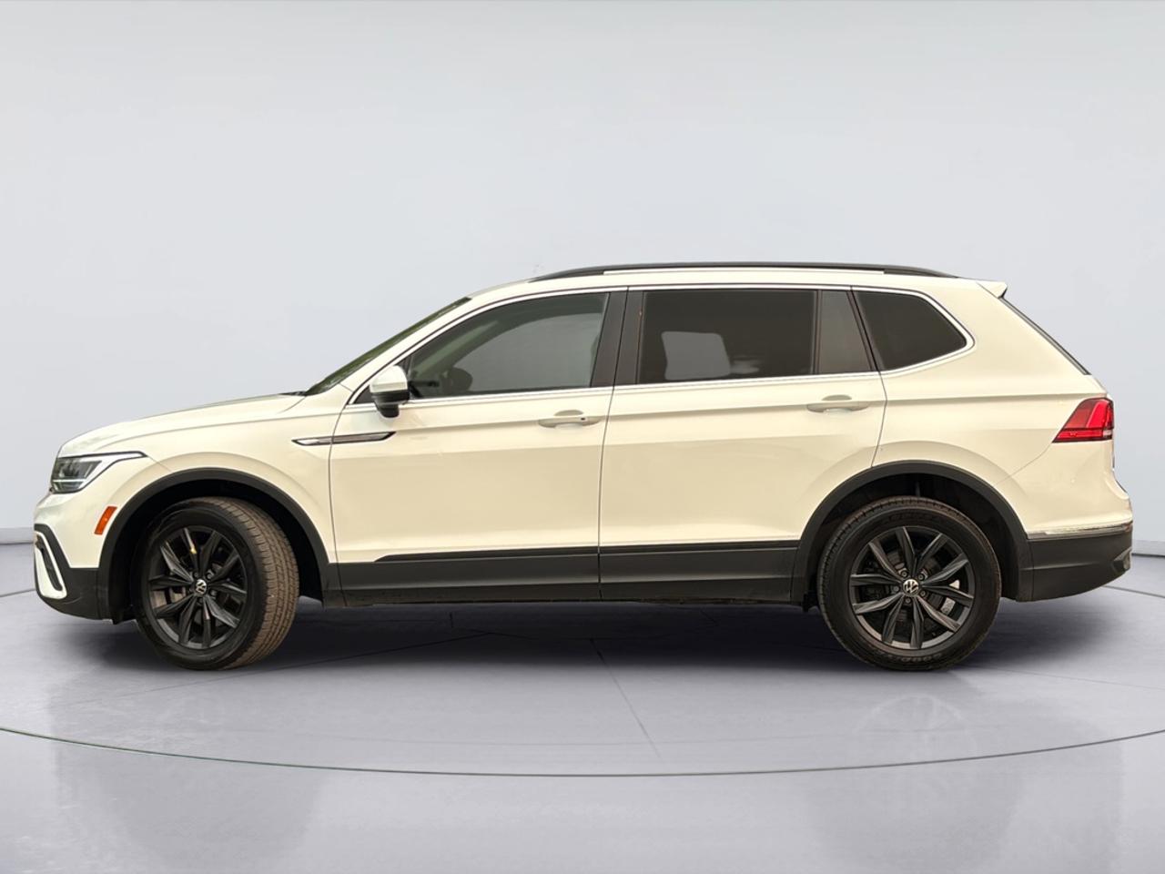 2024 Volkswagen Tiguan 4Motion Photo5