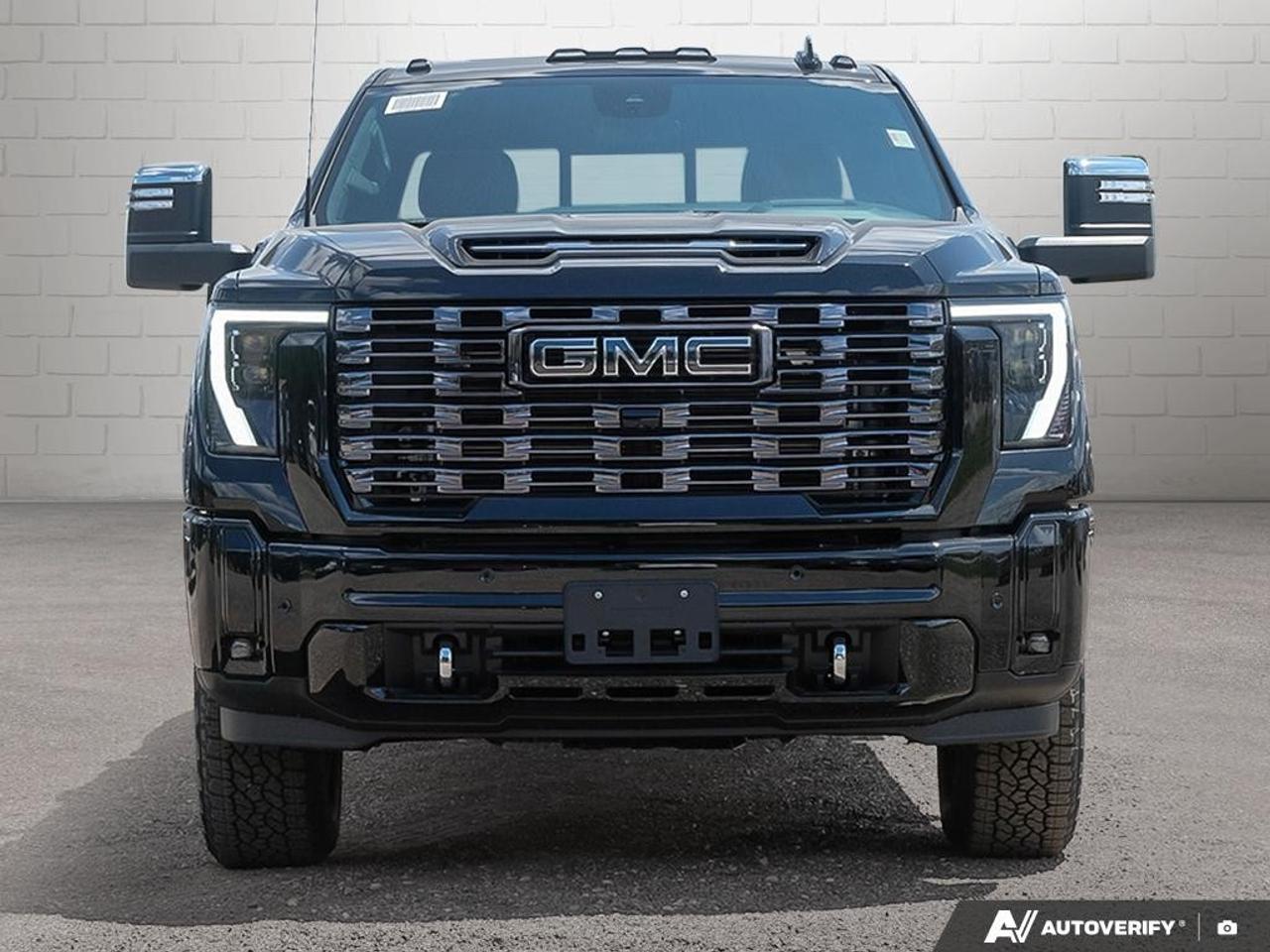 2026 GMC SIERRA 2500HD Crew Cab Standard Box 4-Wheel Drive Denali Ultimate Photo