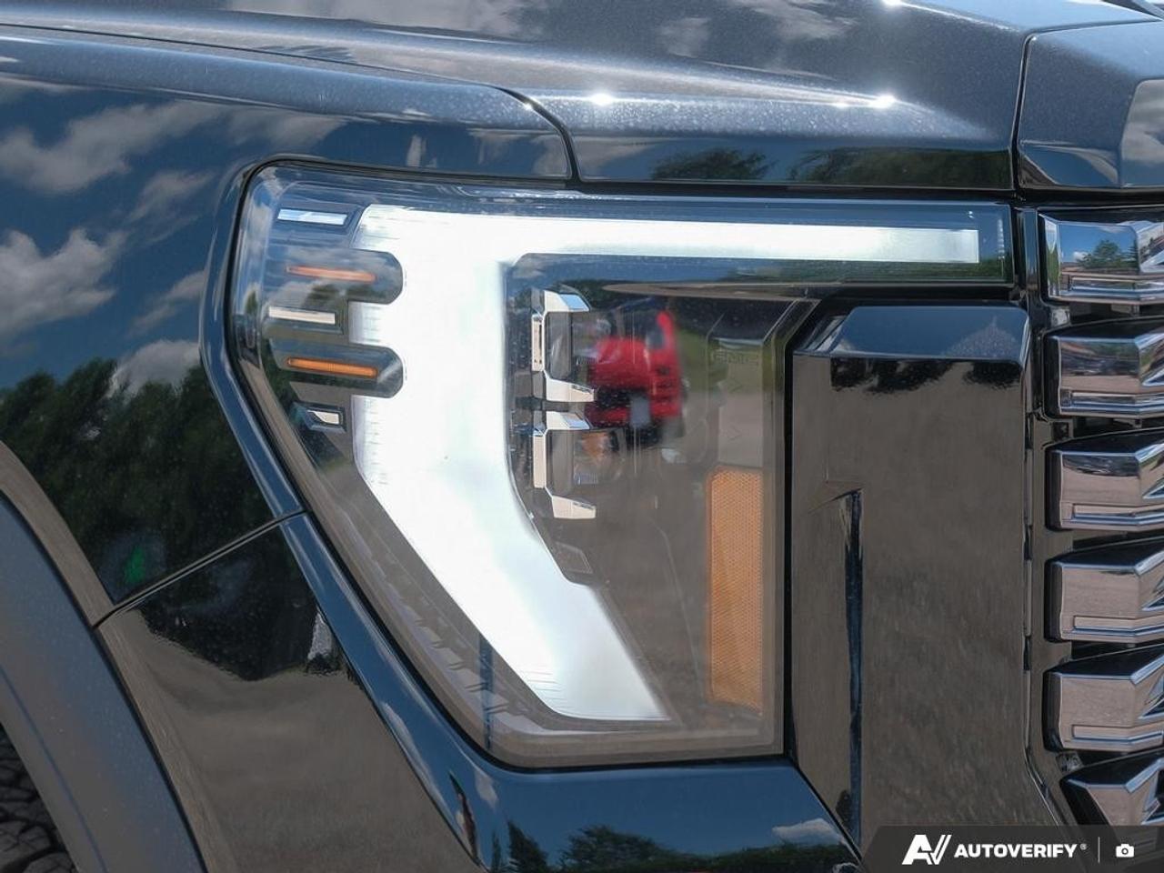 2026 GMC SIERRA 2500HD Crew Cab Standard Box 4-Wheel Drive Denali Ultimate Photo