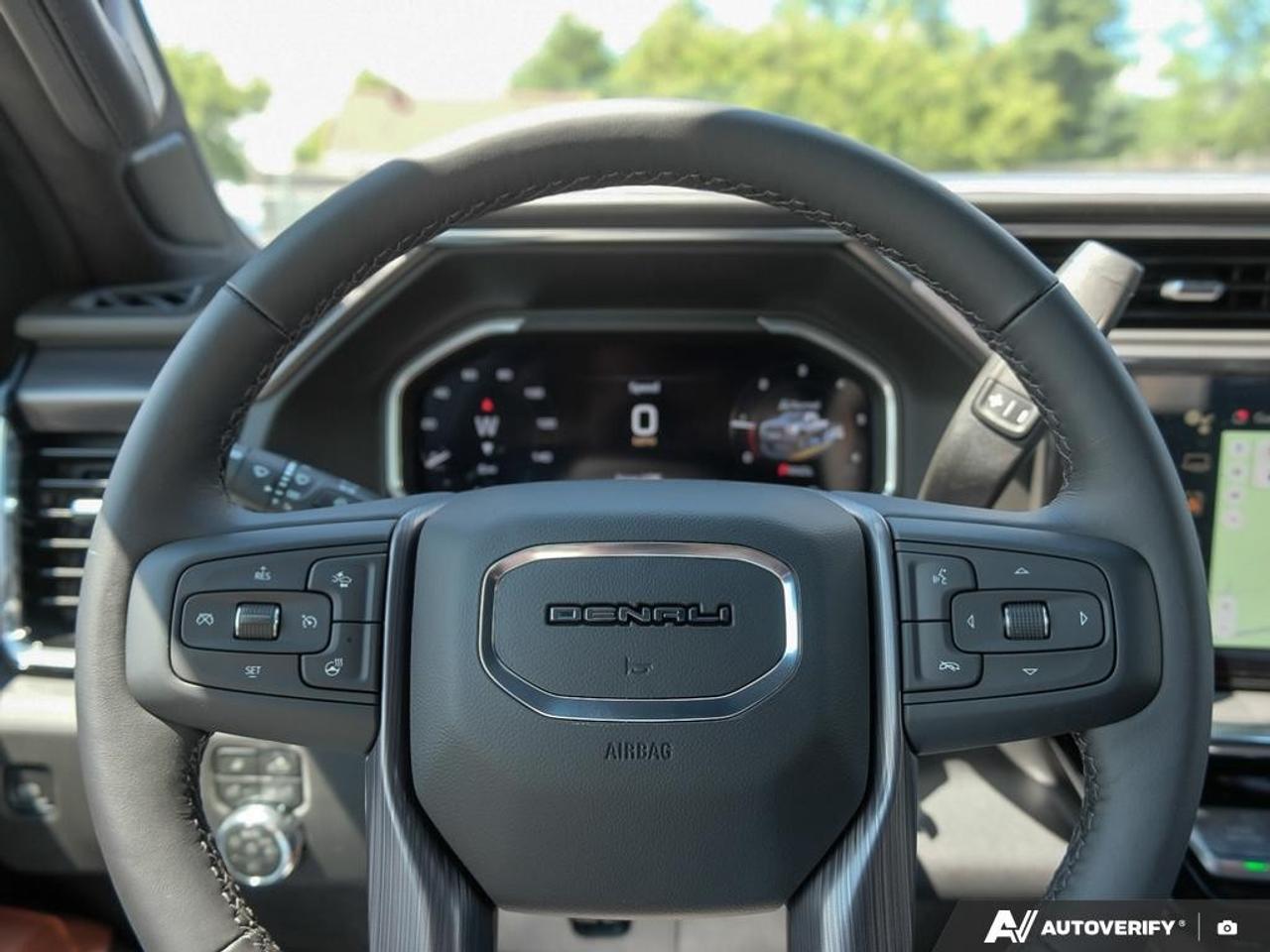 2026 GMC SIERRA 2500HD Crew Cab Standard Box 4-Wheel Drive Denali Ultimate Photo
