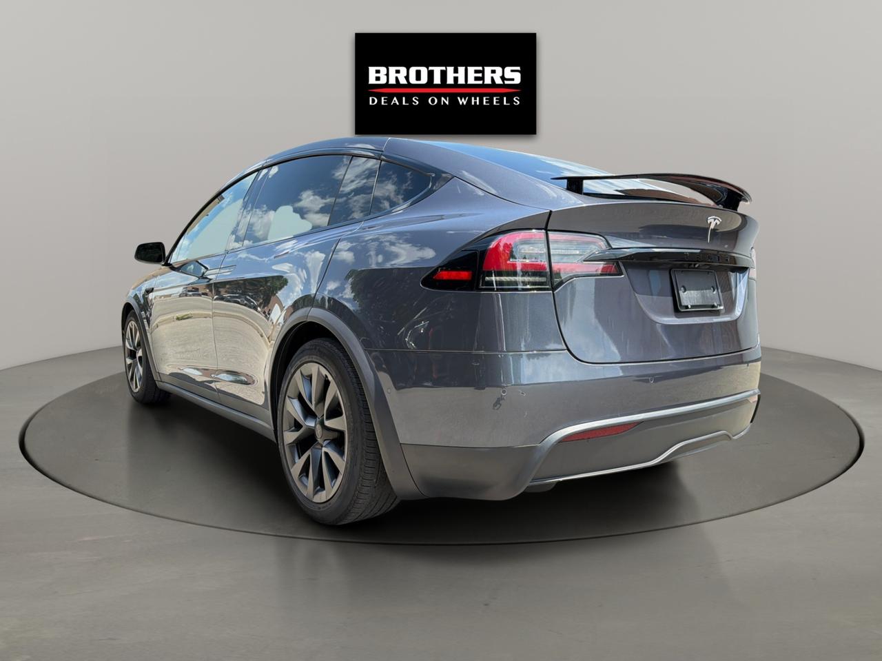 2023 Tesla Model X AWD Photo