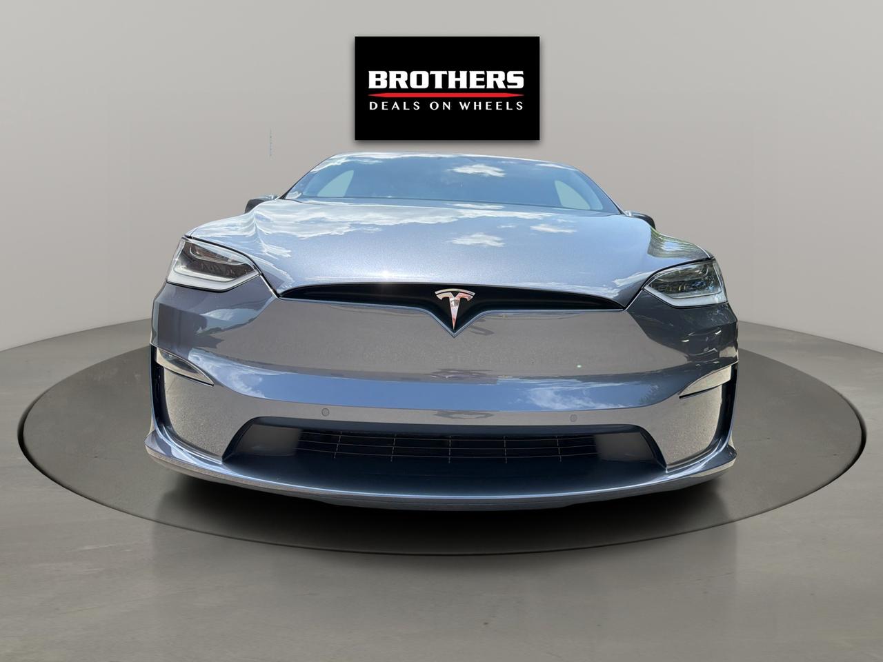 2023 Tesla Model X AWD Photo