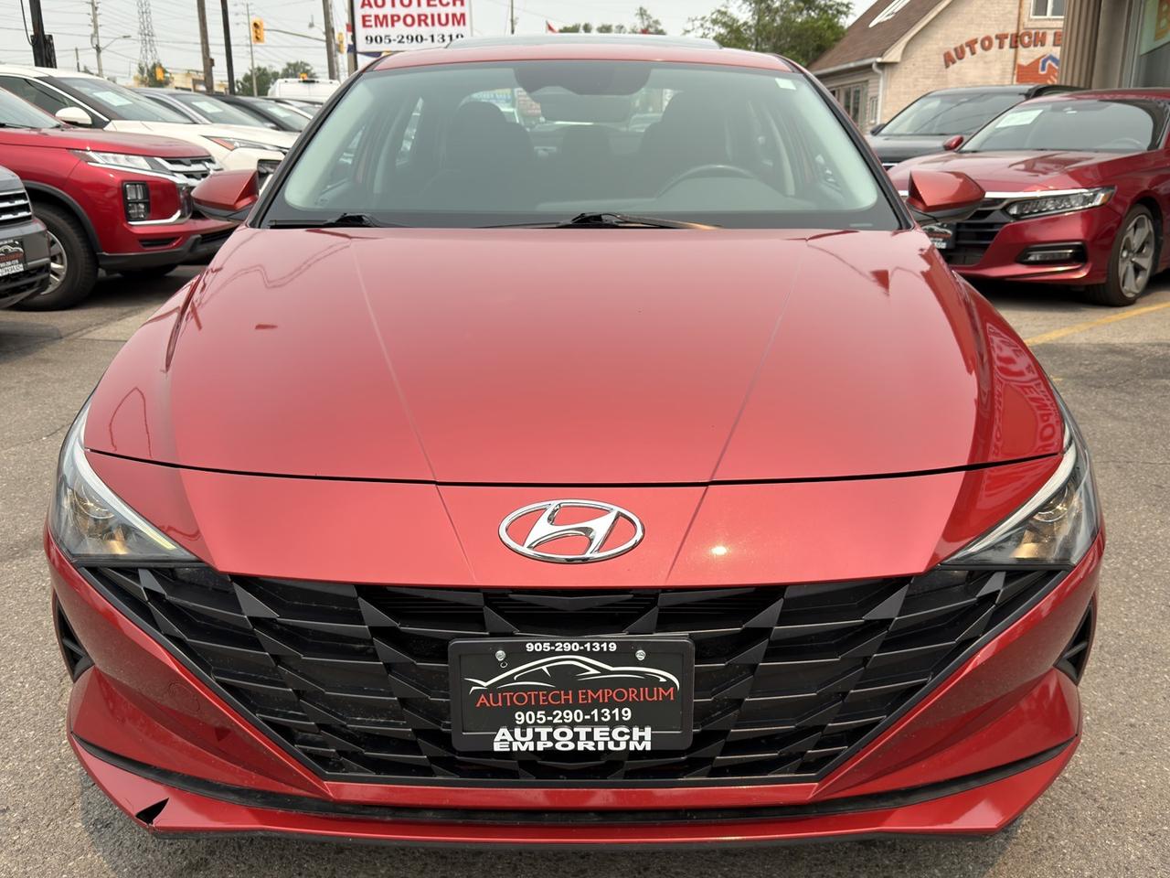 2022 Hyundai Elantra Pref w/Sun & Tech   Blind Spot   Htd Steering Photo