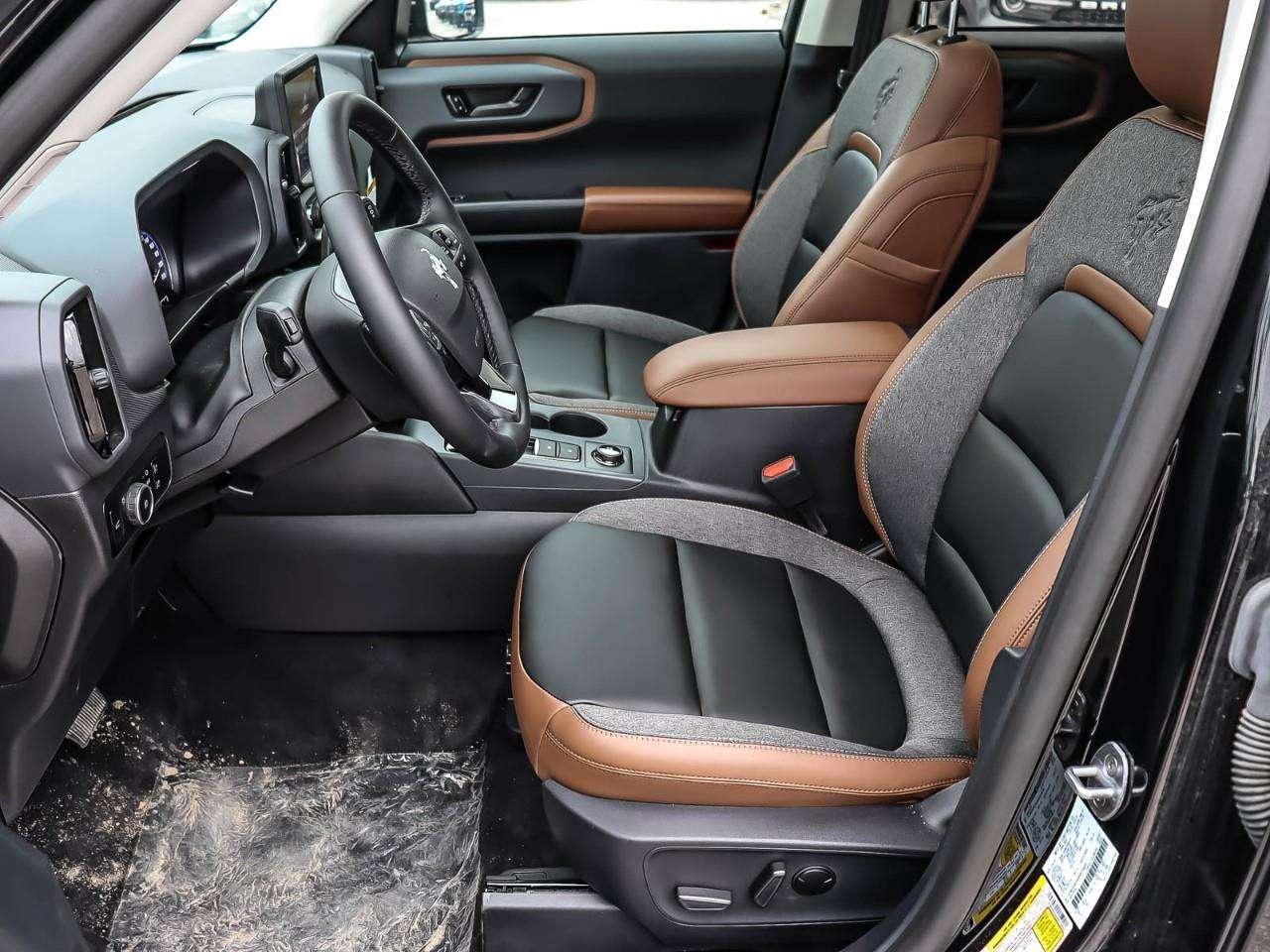 2024 Ford Bronco Sport Outer Banks Photo