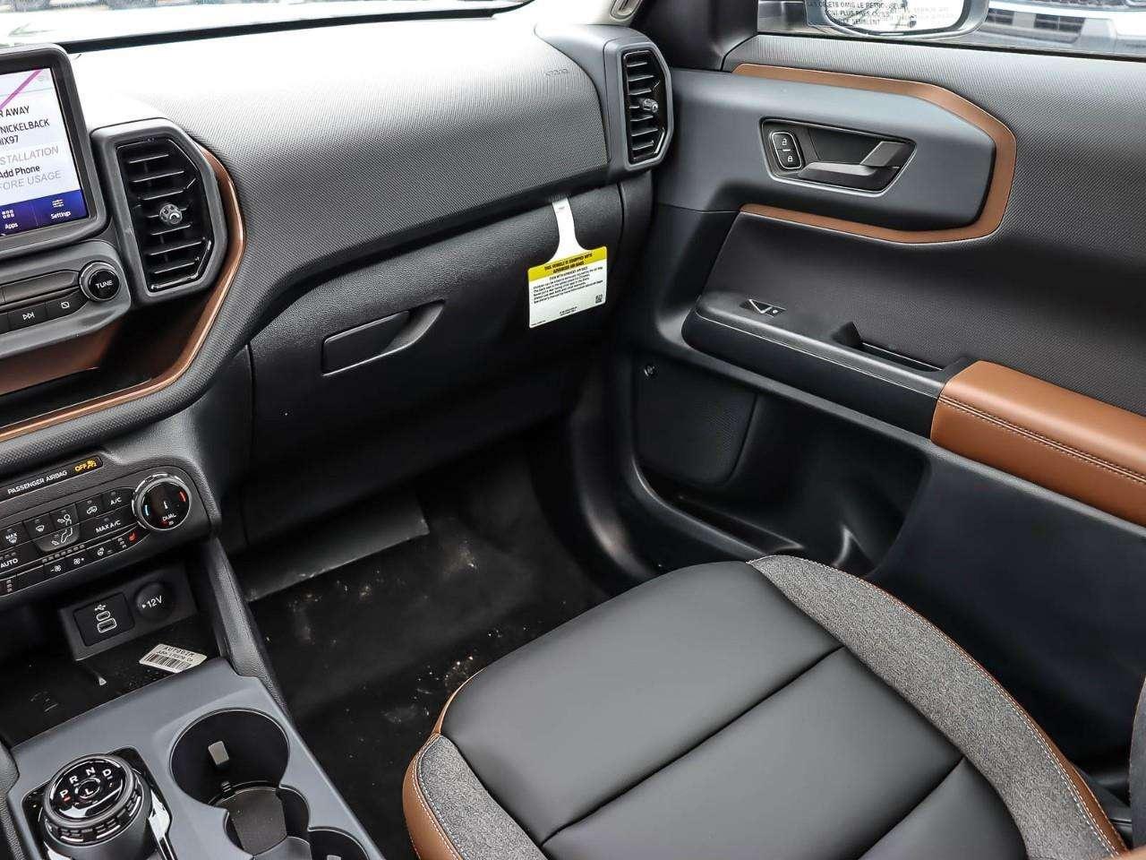 2024 Ford Bronco Sport Outer Banks Photo