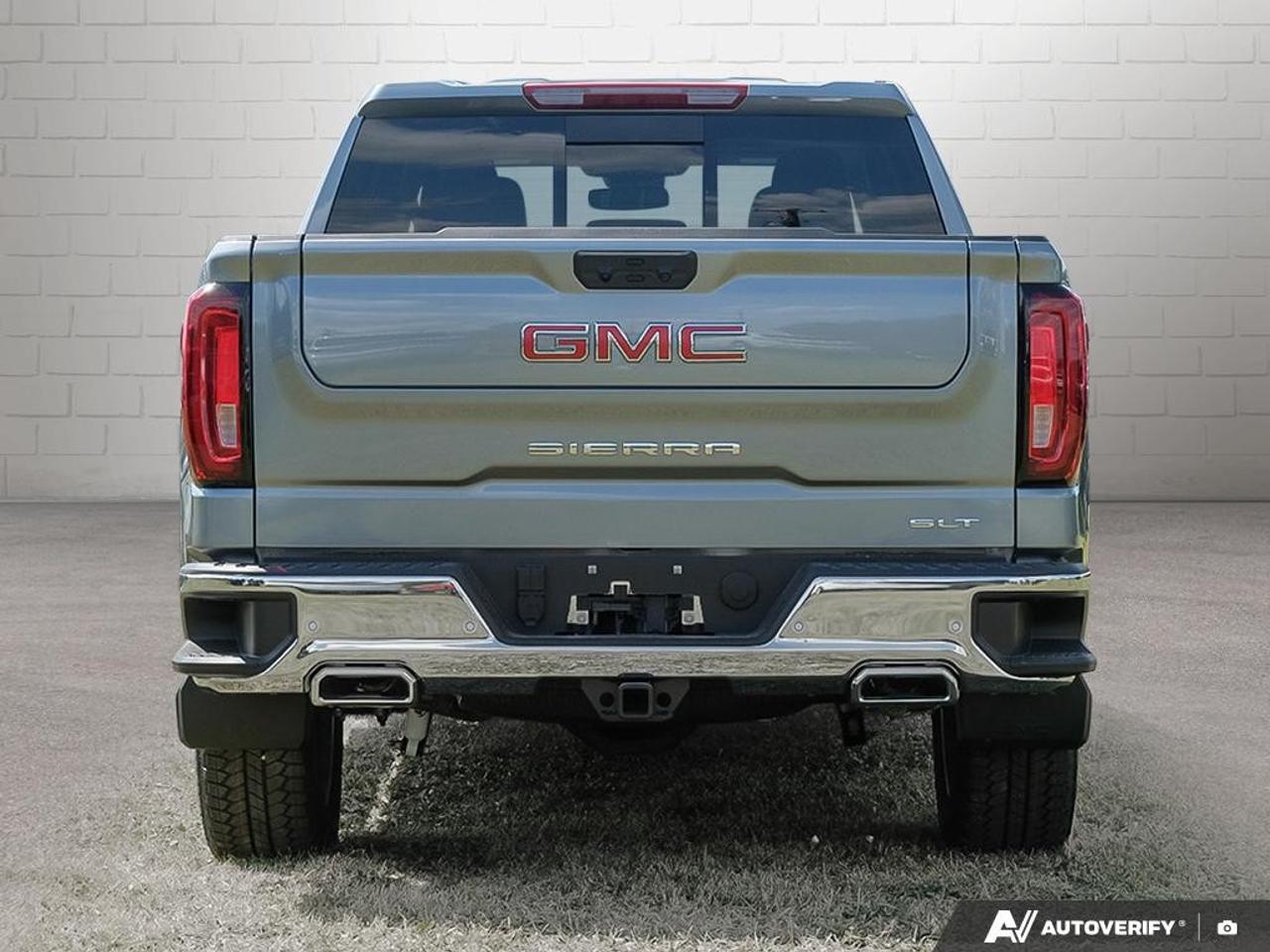 2026 GMC Sierra 1500 Crew Cab Short Box 4-Wheel Drive SLT Photo