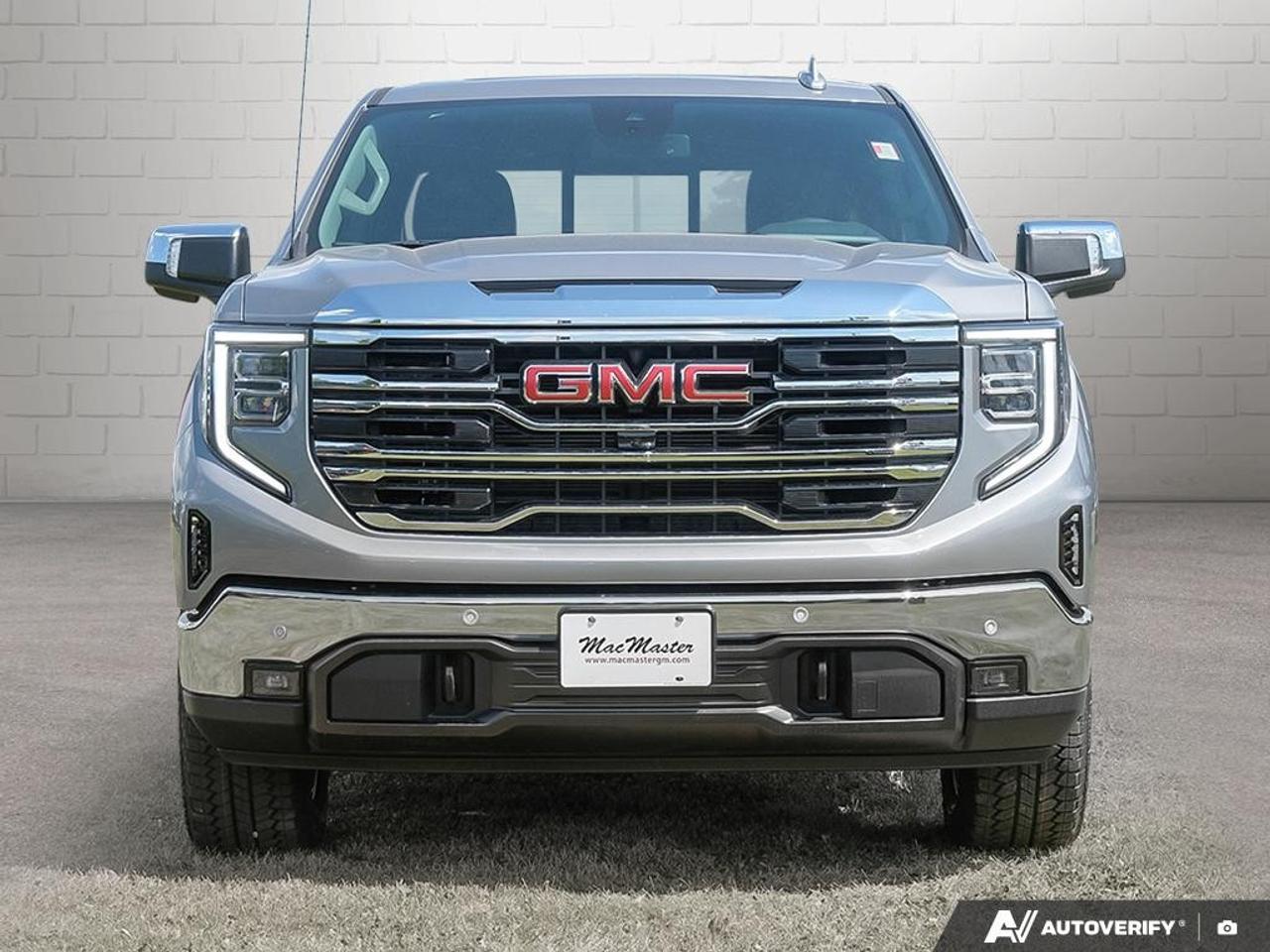 2026 GMC Sierra 1500 Crew Cab Short Box 4-Wheel Drive SLT Photo