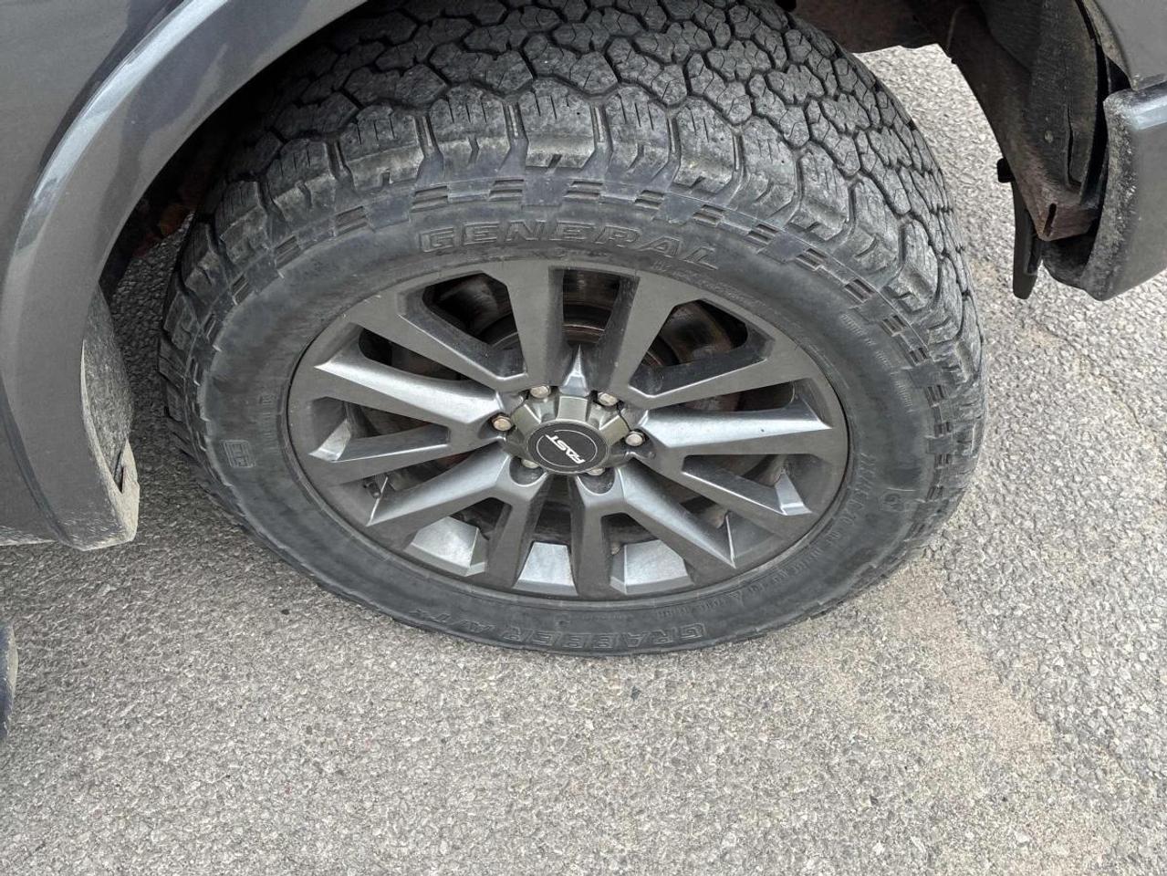 2015 Ford F-150 F150 PLATINUM   WELL MAINTAINED   LOADED Photo
