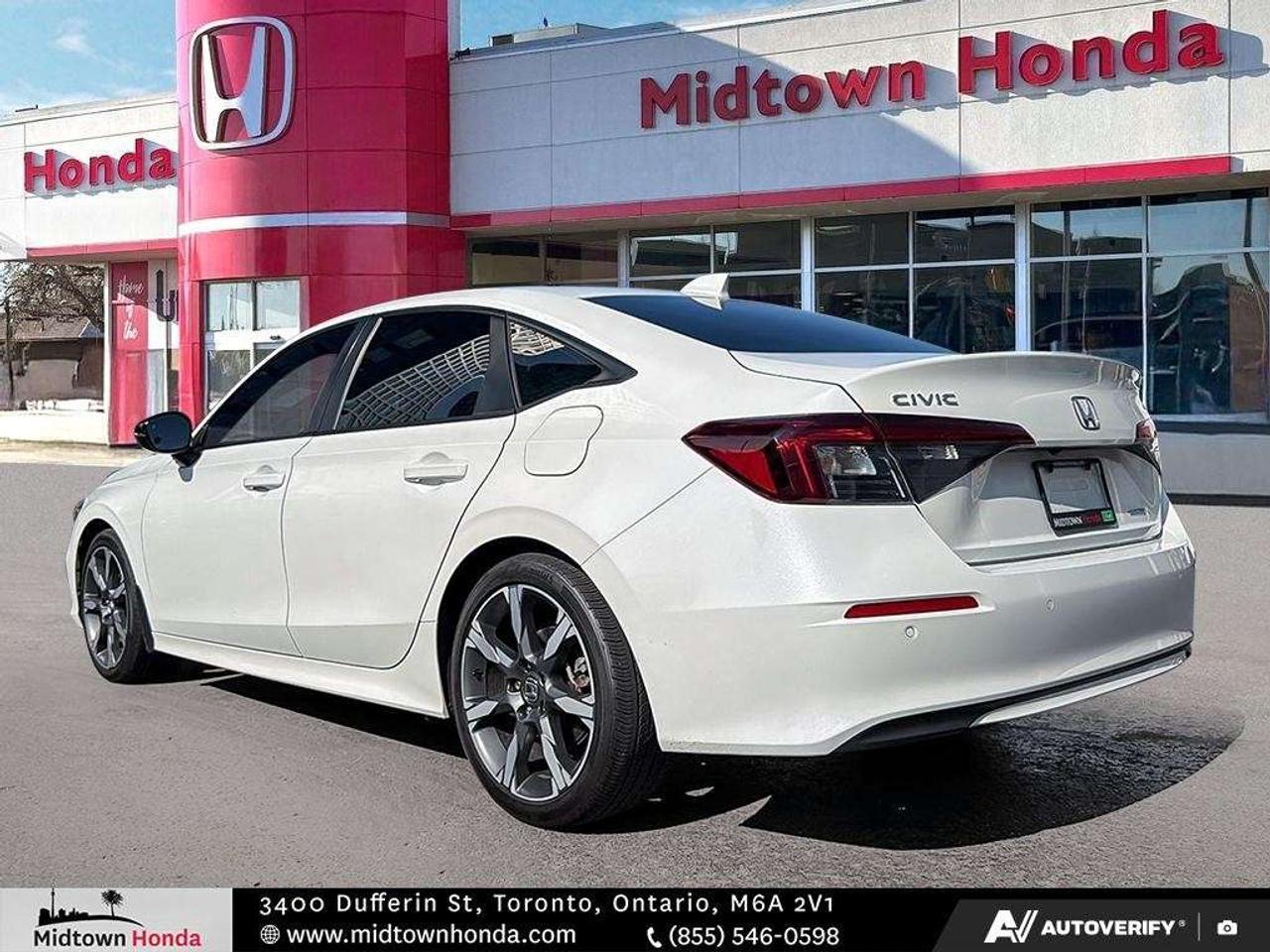 2025 Honda Civic Sport Touring eCVT Sedan Photo