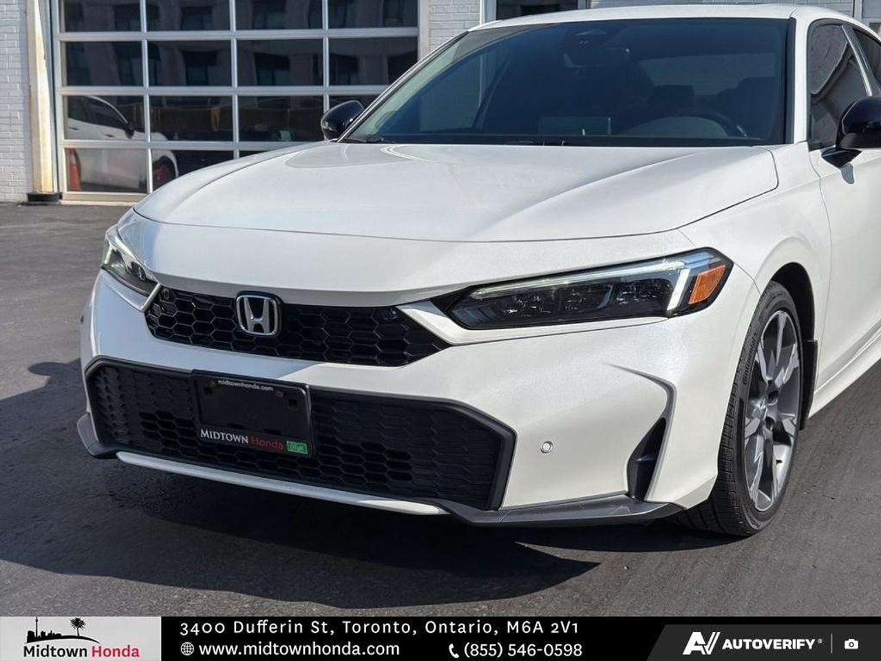 2025 Honda Civic Sport Touring eCVT Sedan Photo
