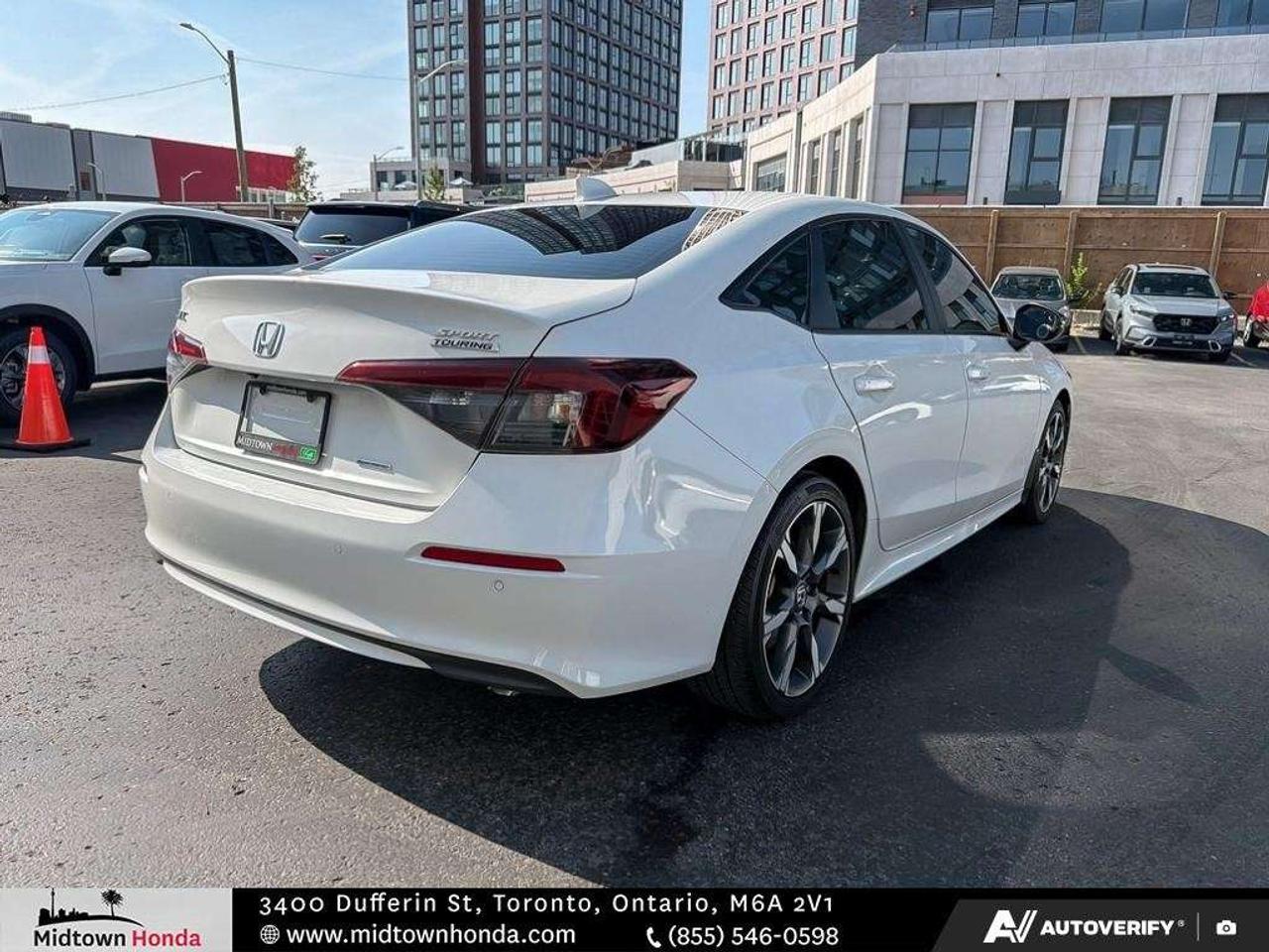 2025 Honda Civic Sport Touring eCVT Sedan Photo