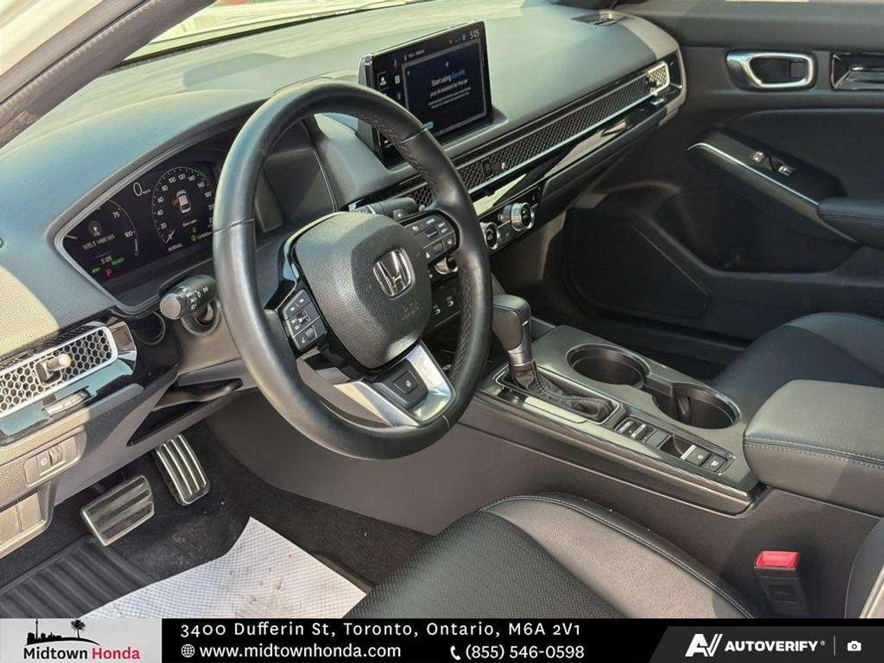 2025 Honda Civic Sport Touring eCVT Sedan Photo