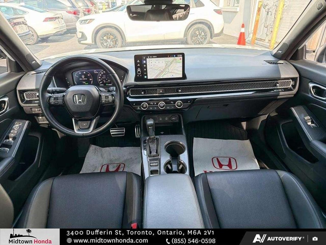 2025 Honda Civic Sport Touring eCVT Sedan Photo