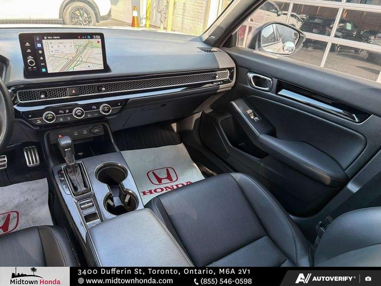 2025 Honda Civic Sport Touring eCVT Sedan Photo