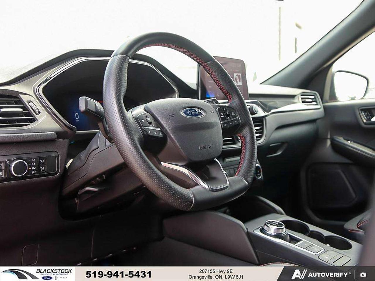 2024 Ford Escape ST LINE   NO ACCIDENTS   LOADED   LOW KMS Photo