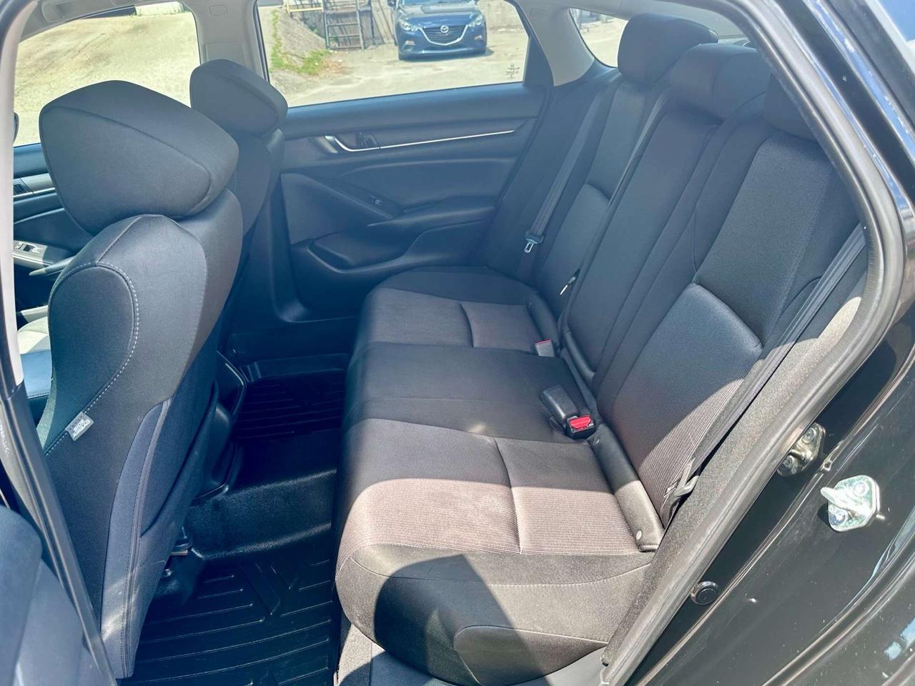2019 Honda Accord LX ~ REAR CAM ~ CARPLAY ~ CERTIFIED Photo