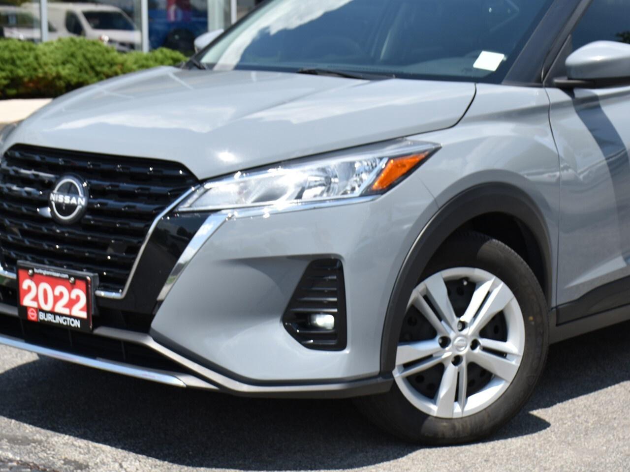 2022 Nissan Kicks S FWD, APPLE CARPLAY, GREAT ON FUEL Photo