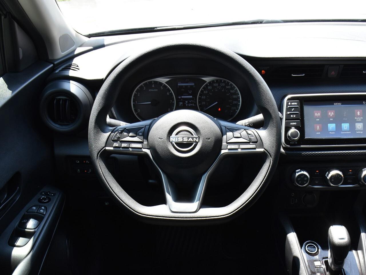 2022 Nissan Kicks S FWD, APPLE CARPLAY, GREAT ON FUEL Photo