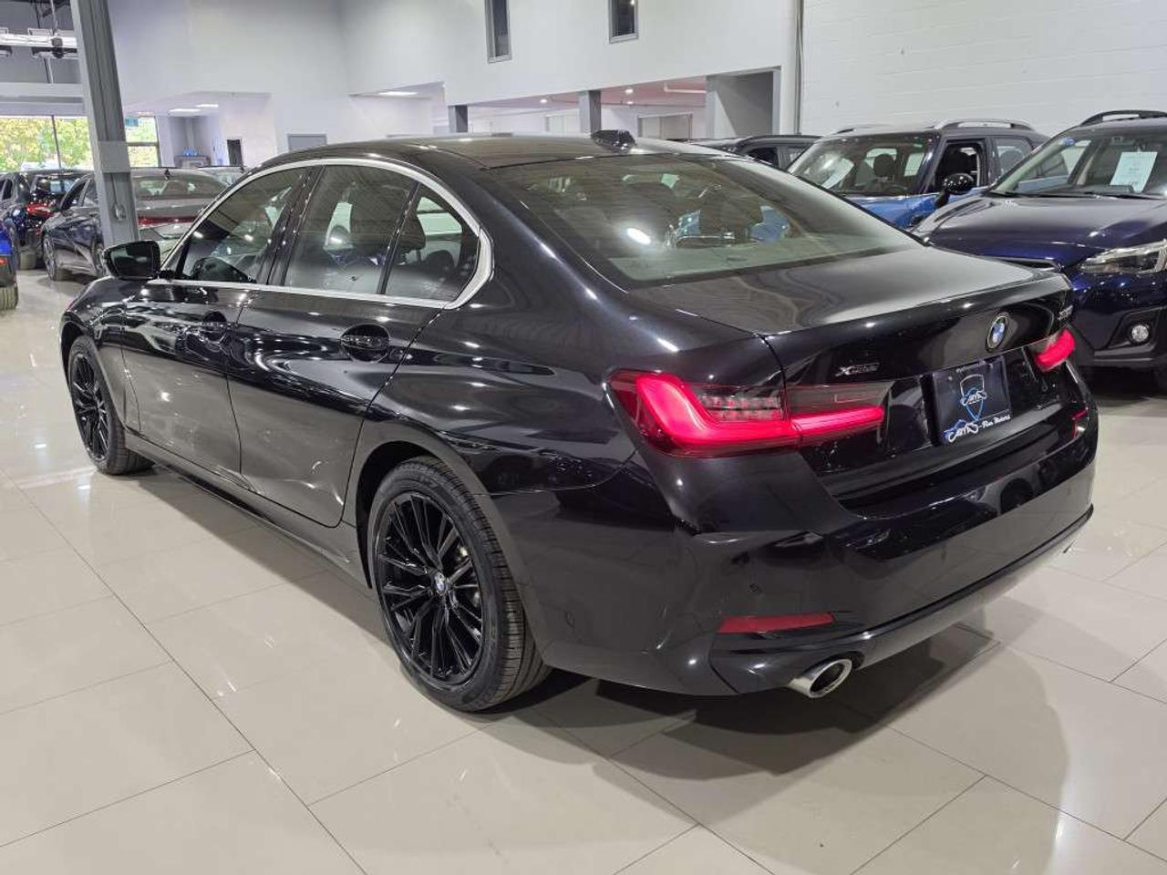 2023 BMW 3 Series 330IX AWD No Accident Ontario Vehicle Apple CarPlay Navigation Sunroof Photo