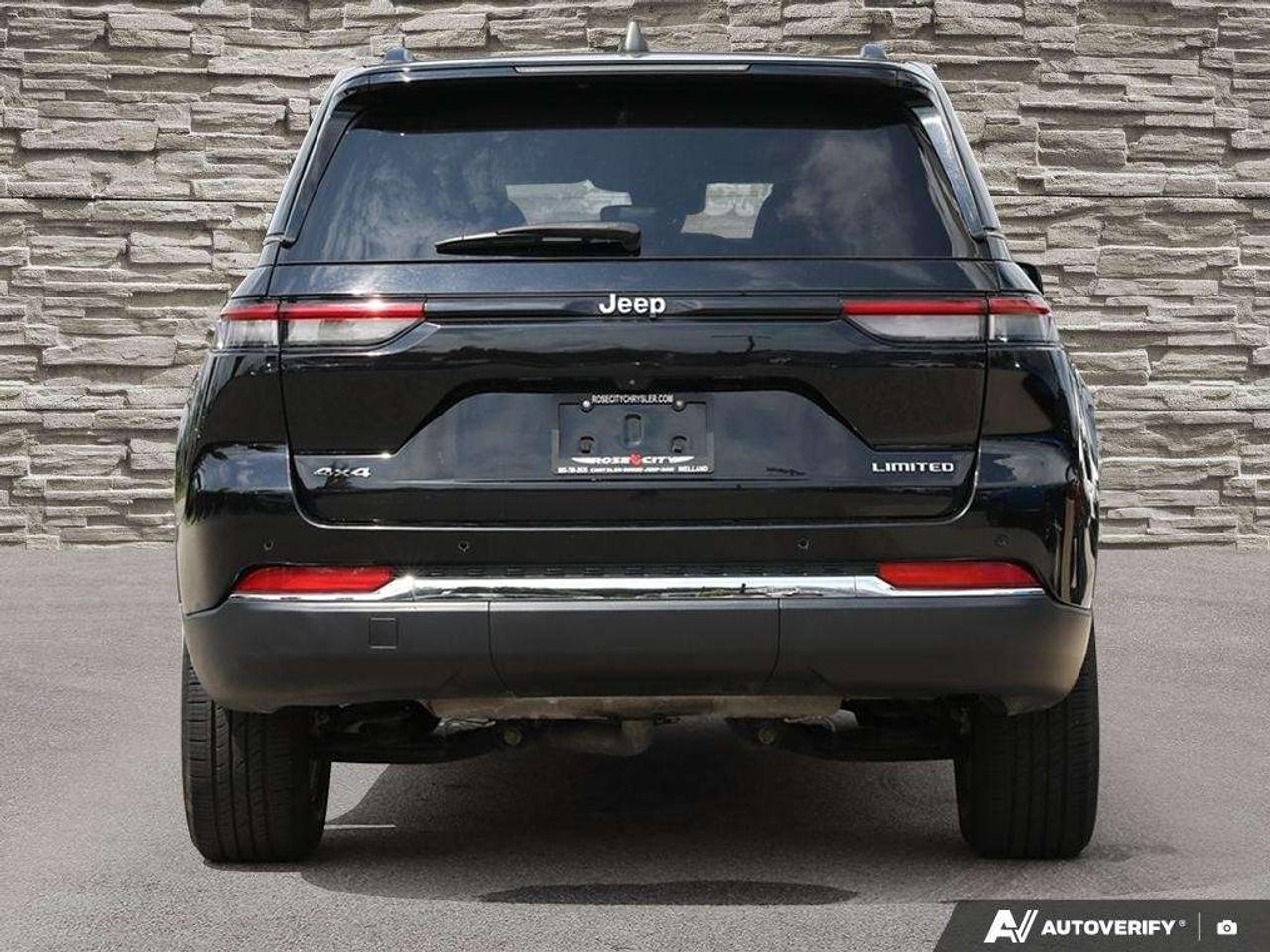 2023 Jeep Grand Cherokee No Accidents   Local Trade Photo4