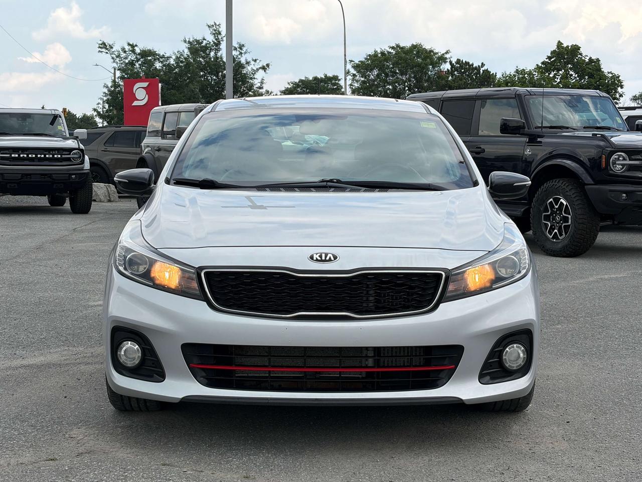 2018 Kia Forte 1.6L SX (A7) 4dr Hatchback Photo5