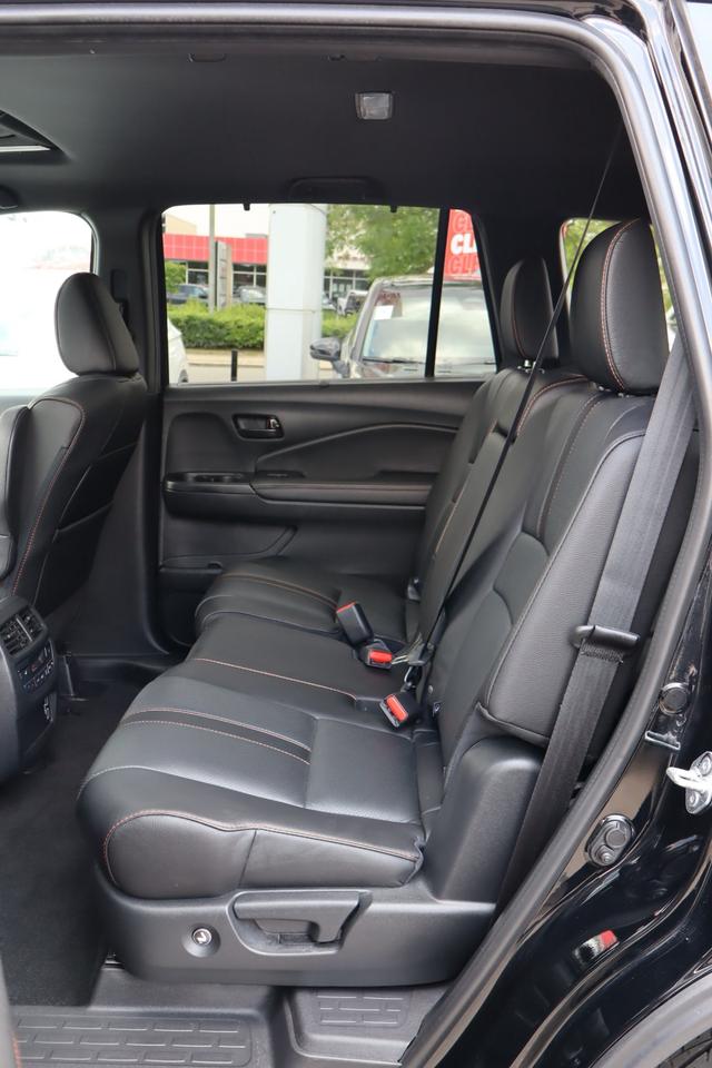 2022 Honda Pilot TrailSport 4dr All-Wheel Drive Photo