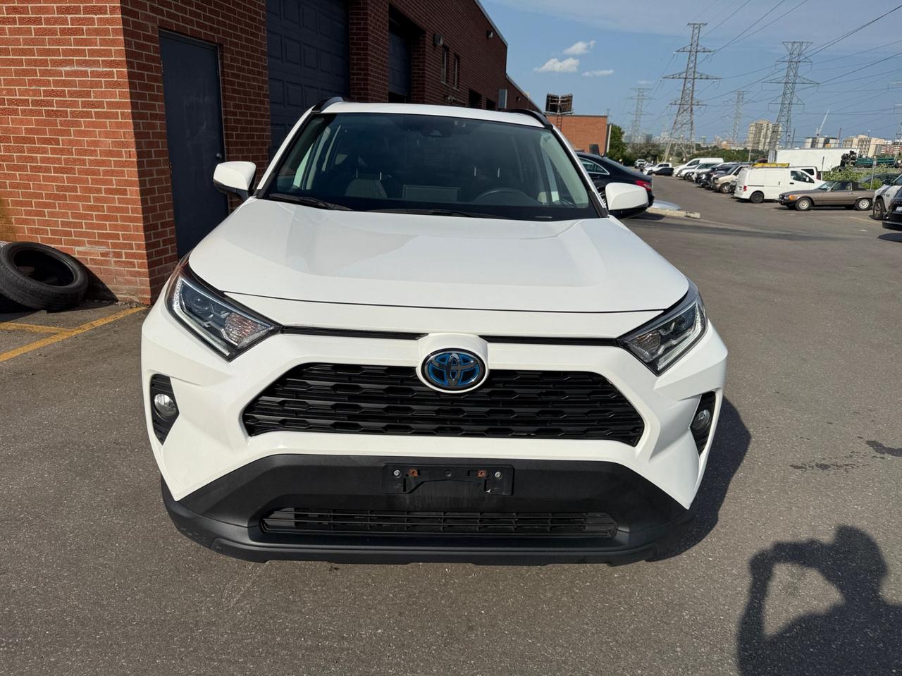 2021 Toyota RAV4 Hybrid XLE AWD Photo