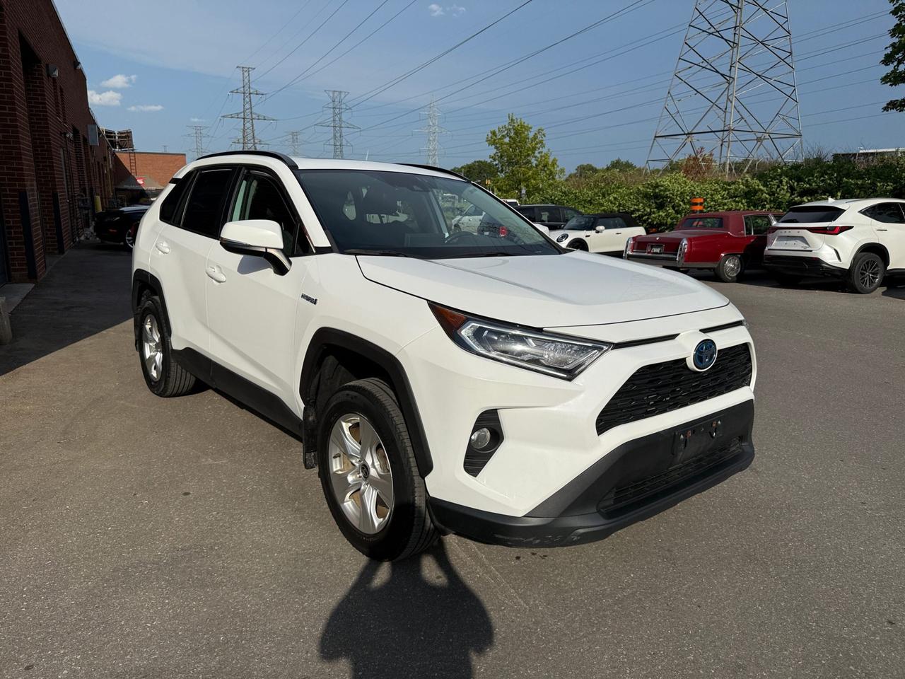 2021 Toyota RAV4 Hybrid XLE AWD Photo