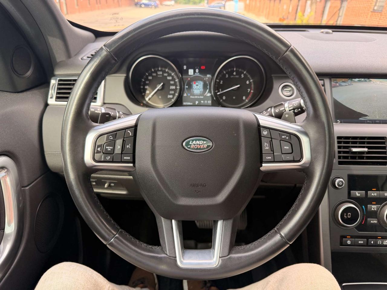 2019 Land Rover Discovery Sport HSE 4WD Photo