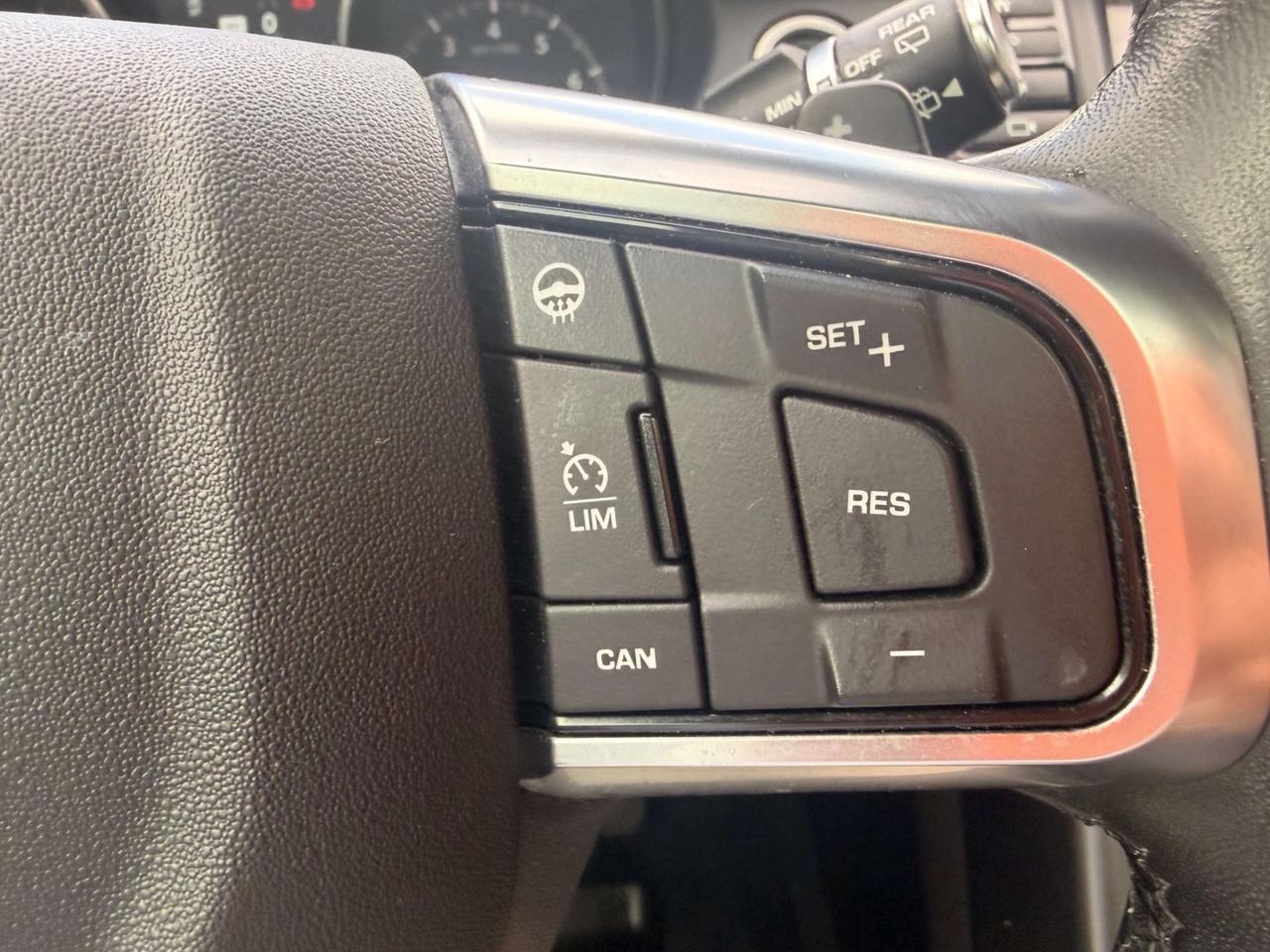 2019 Land Rover Discovery Sport HSE 4WD Photo