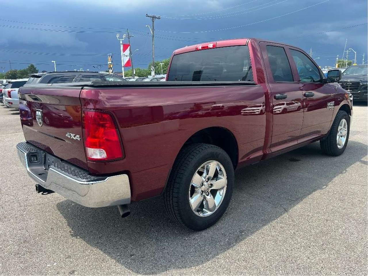 2019 RAM 1500 SXT Quad 4x4 V6 *CHROME APPEARANCE *3.55 AXLE Photo