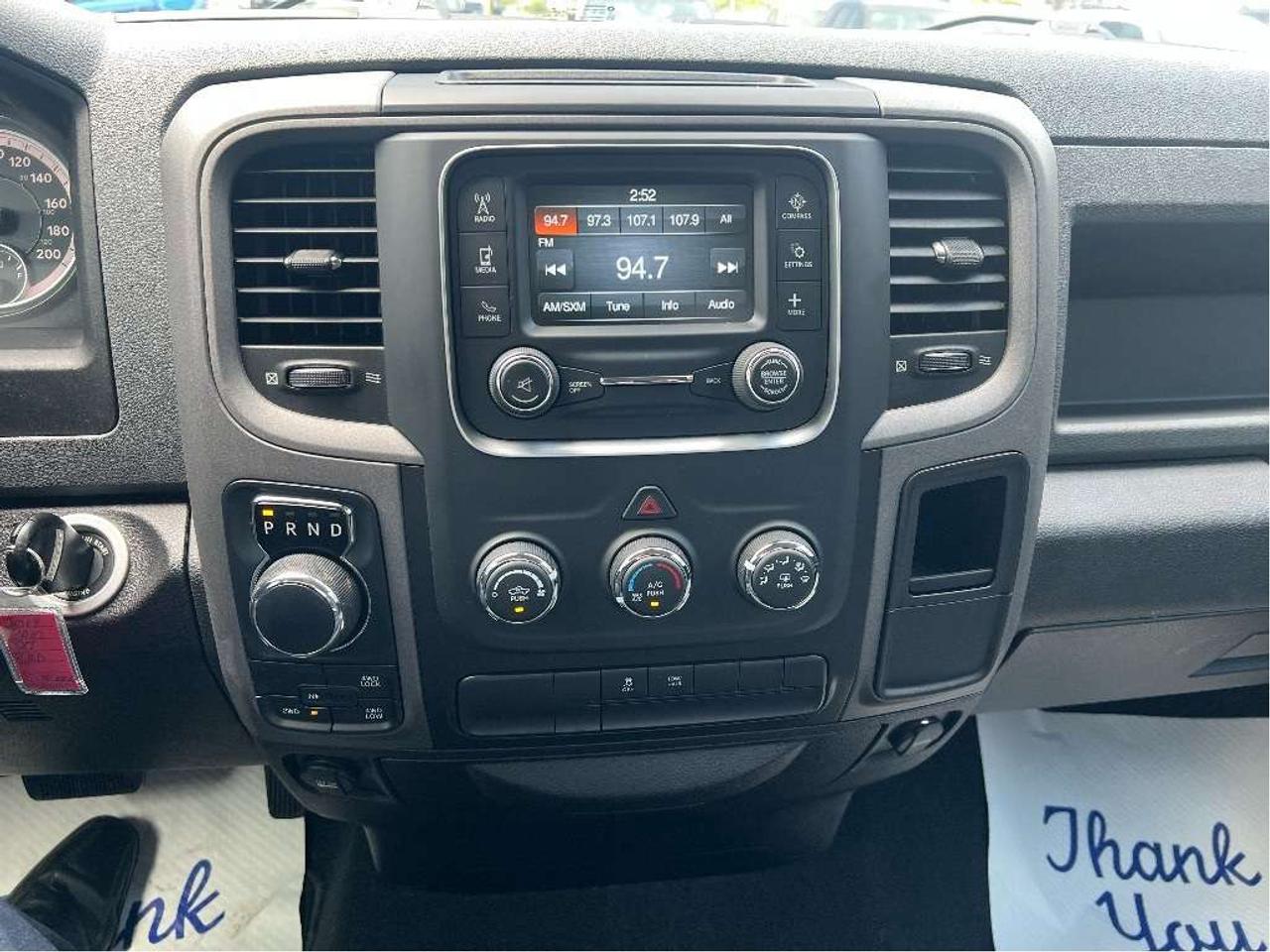 2019 RAM 1500 SXT Quad 4x4 V6 *CHROME APPEARANCE *3.55 AXLE Photo