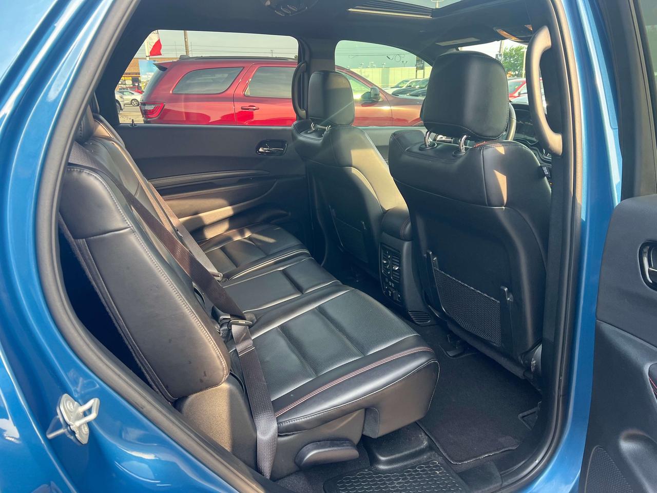 2023 Dodge Durango RT AWD V8 *SUN *LTHR *STRIPES *NAVI *TOW *BLACKTOP Photo