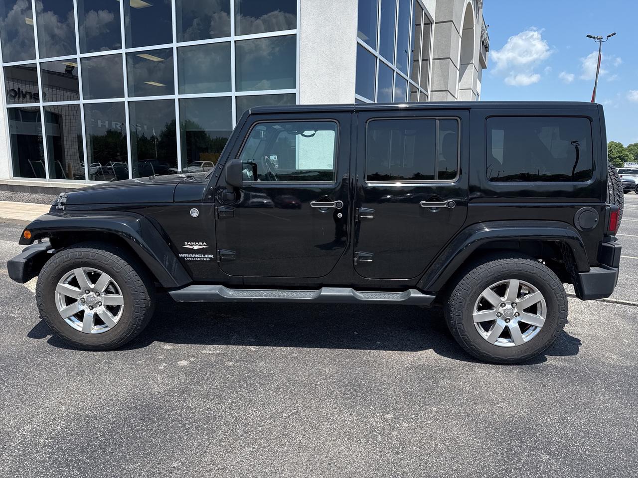 2015 Jeep WRANGLER UNLIMITED Sahara Photo