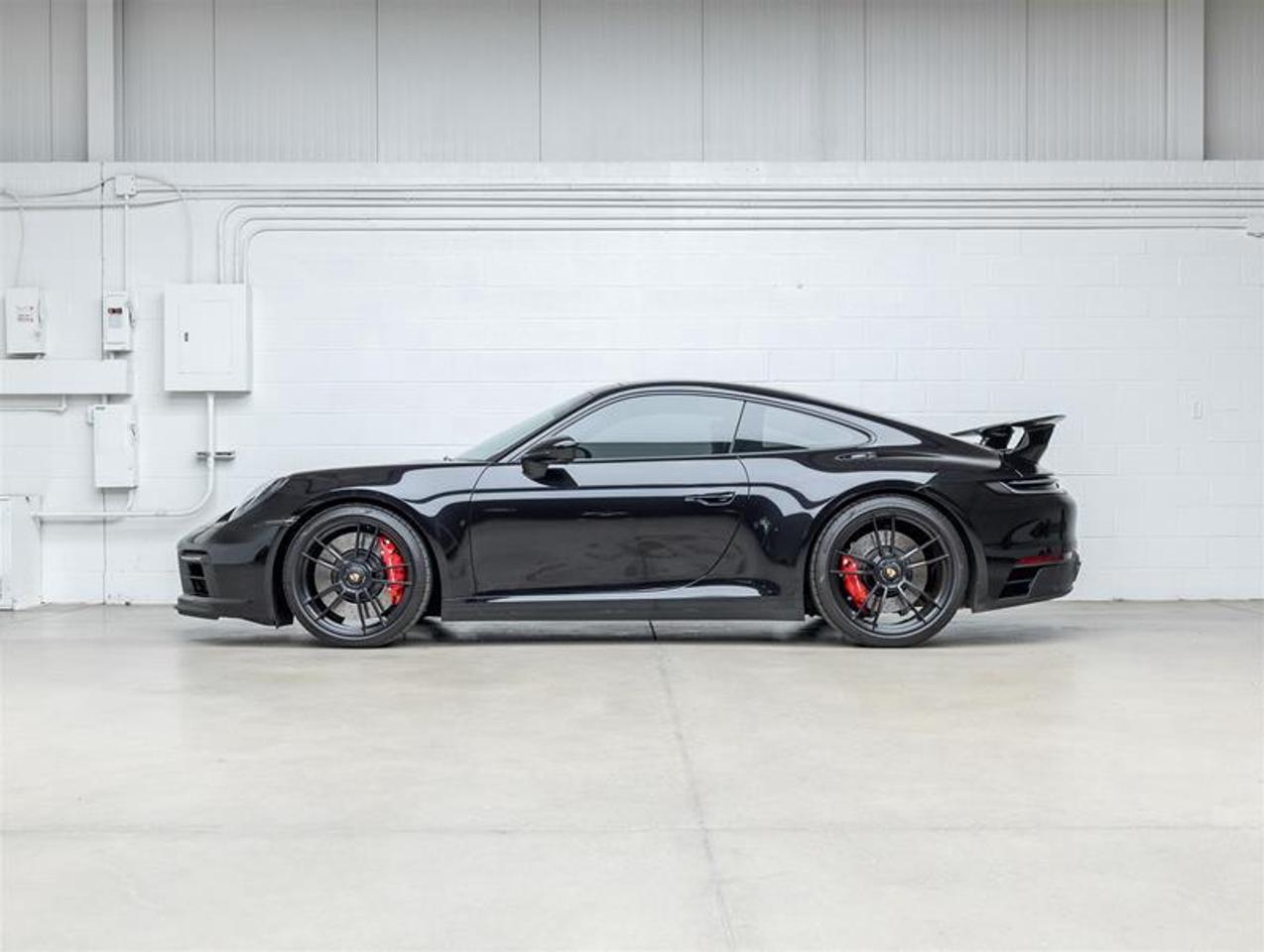 2024 Porsche 911  Photo