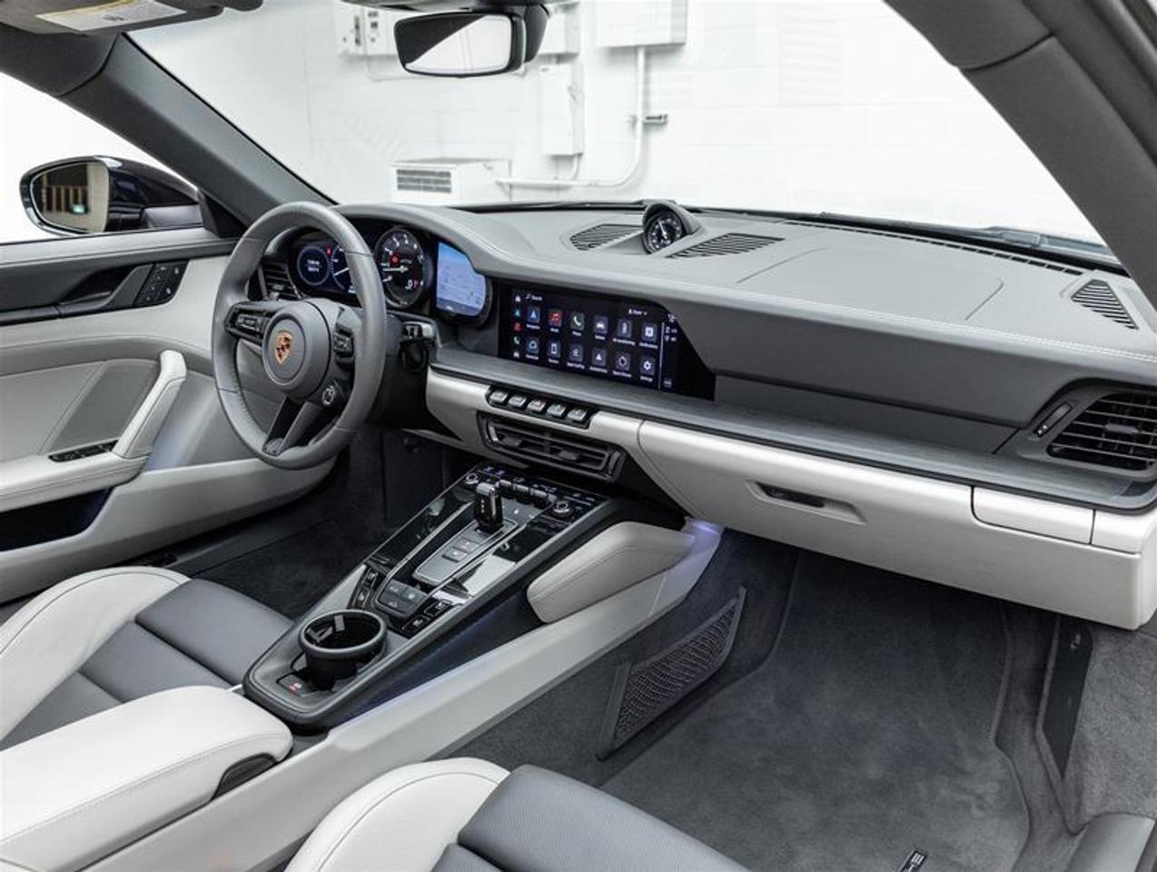 2024 Porsche 911  Photo