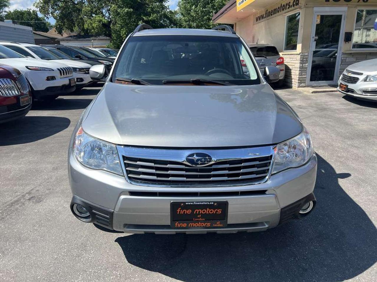 2010 Subaru Forester 2.5X Premium 4dr All-wheel Drive Automatic Photo5