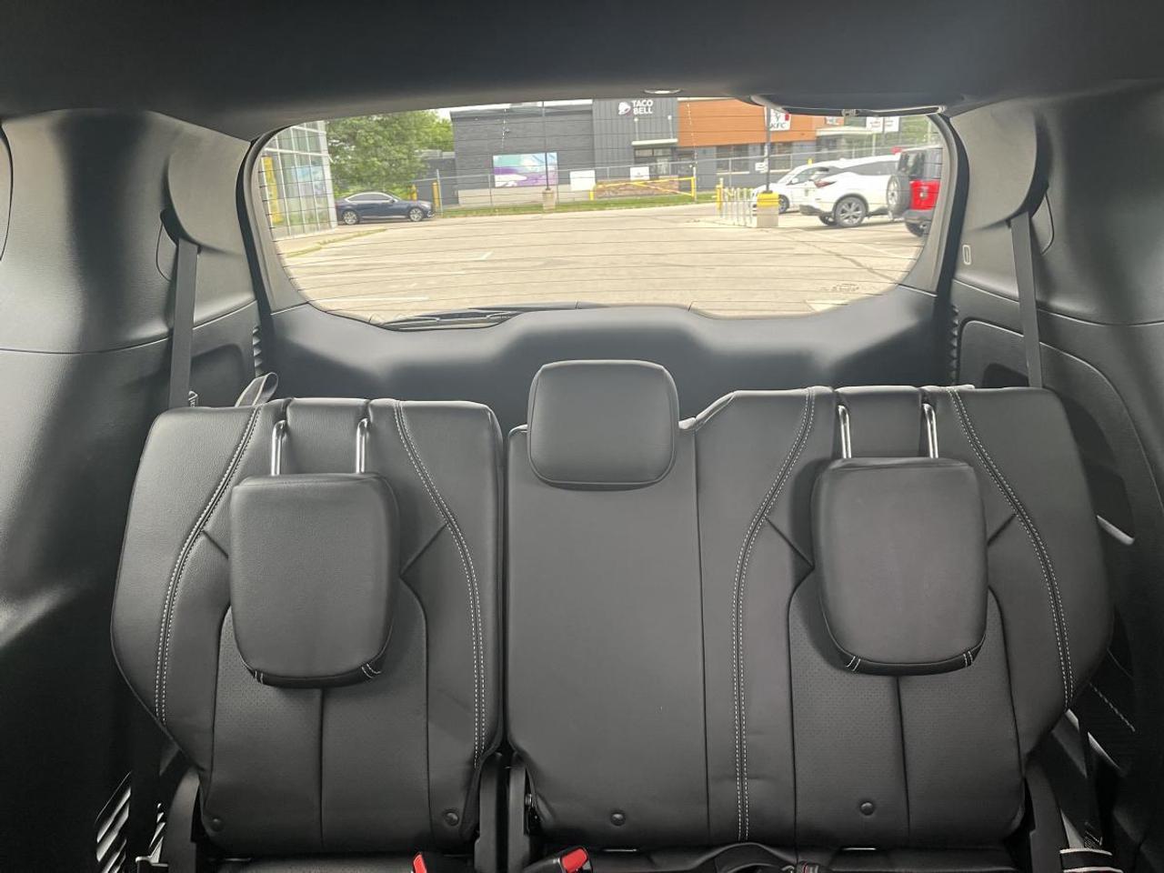 2020 Chrysler Pacifica Launch Edition Photo
