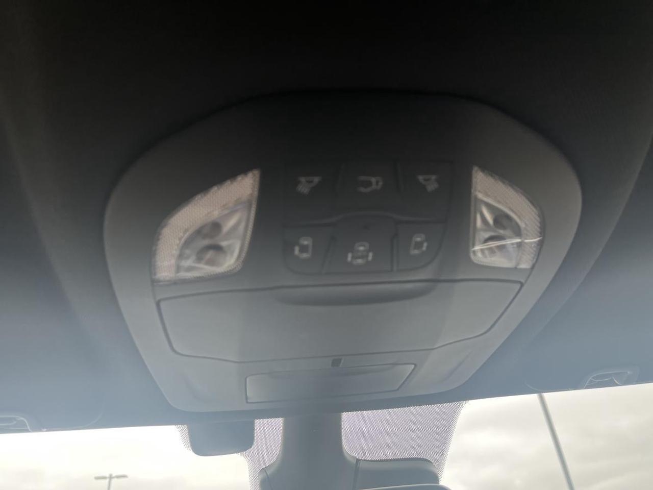 2020 Chrysler Pacifica Launch Edition Photo