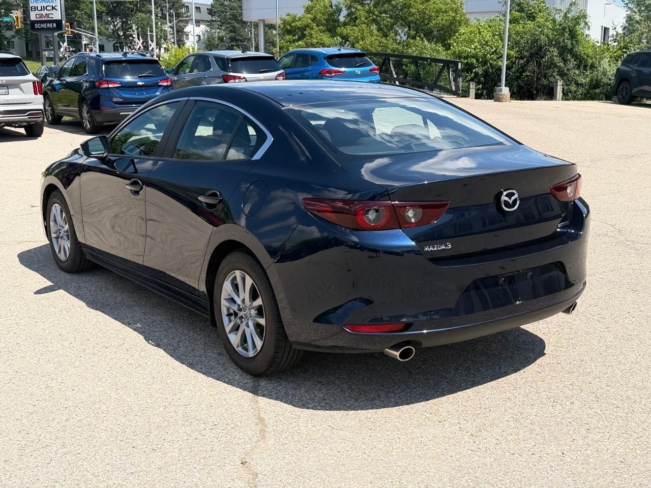 2024 Mazda 3 GS (A6) 4dr Front-Wheel Drive Sedan Photo4