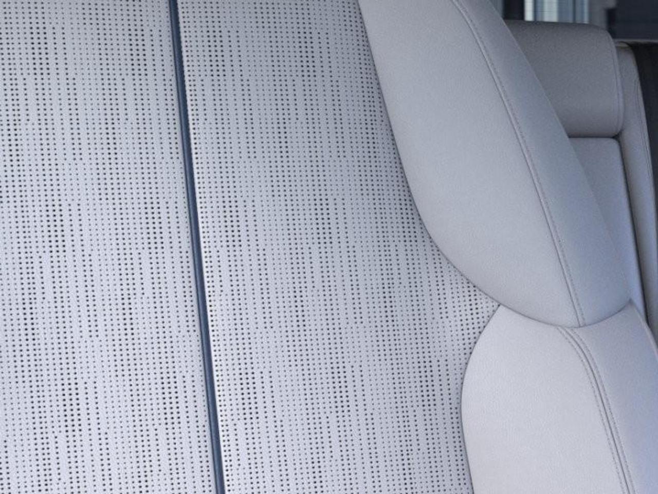 2027 Cadillac OPTIQ Premium Sport 4dr Photo