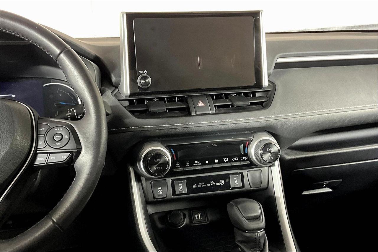2024 Toyota RAV4 Hybrid XLE AWD Photo