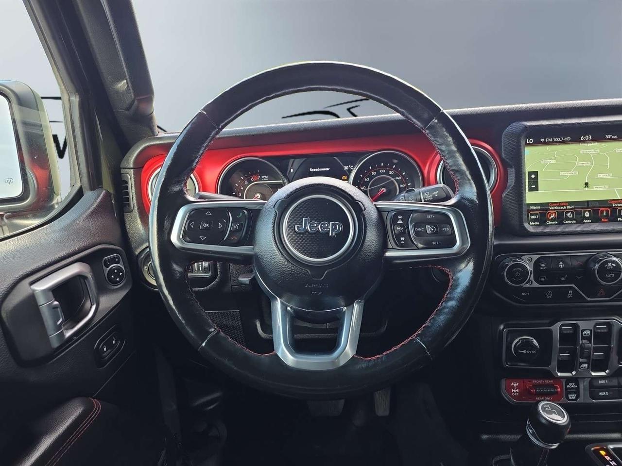 2021 Jeep Wrangler Unlimited Rubicon 4x4 * NO ACCIDENTS / SKY ONE-TOUCH POWER TOP Photo