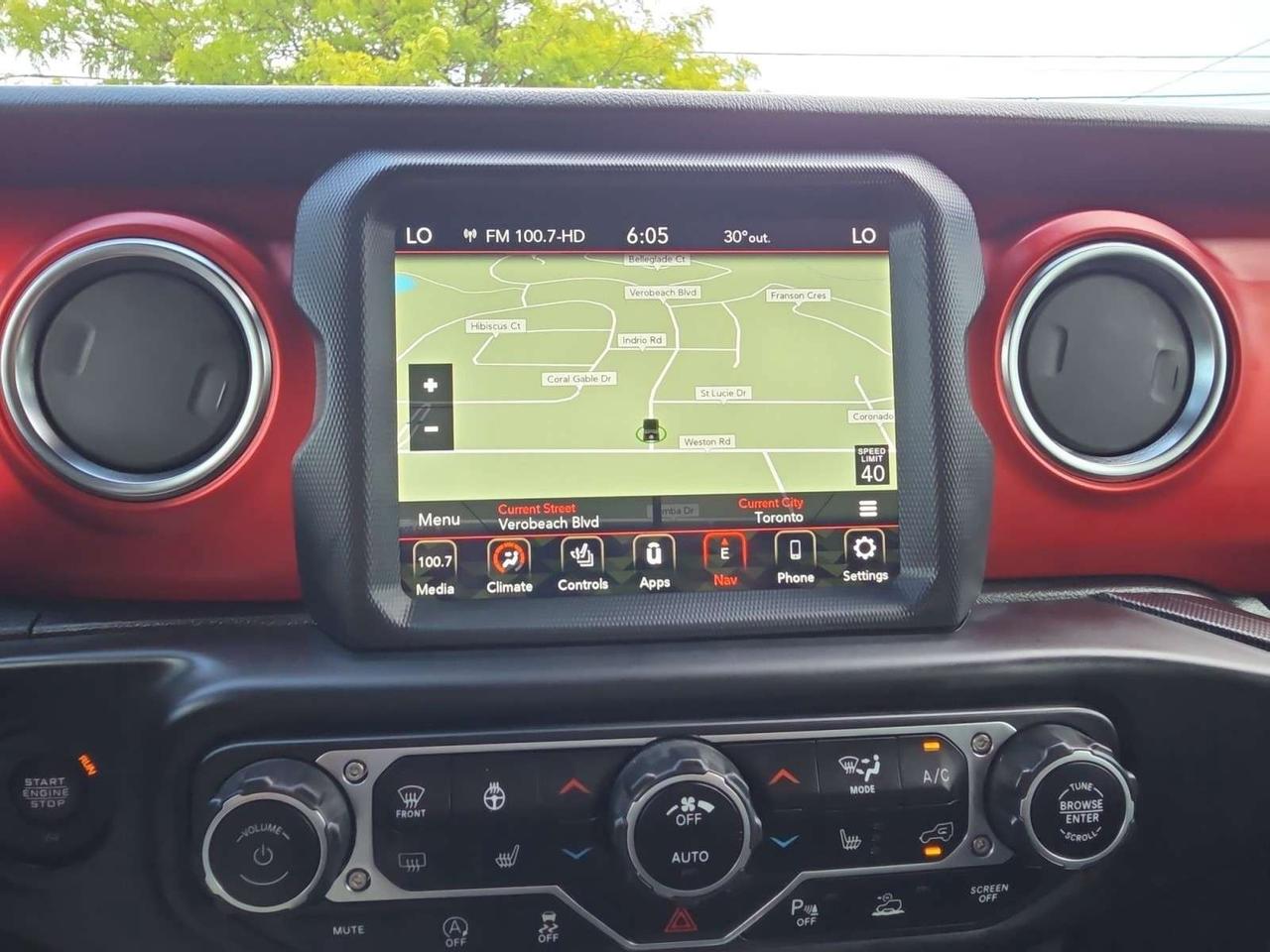 2021 Jeep Wrangler Unlimited Rubicon 4x4 * NO ACCIDENTS / SKY ONE-TOUCH POWER TOP Photo
