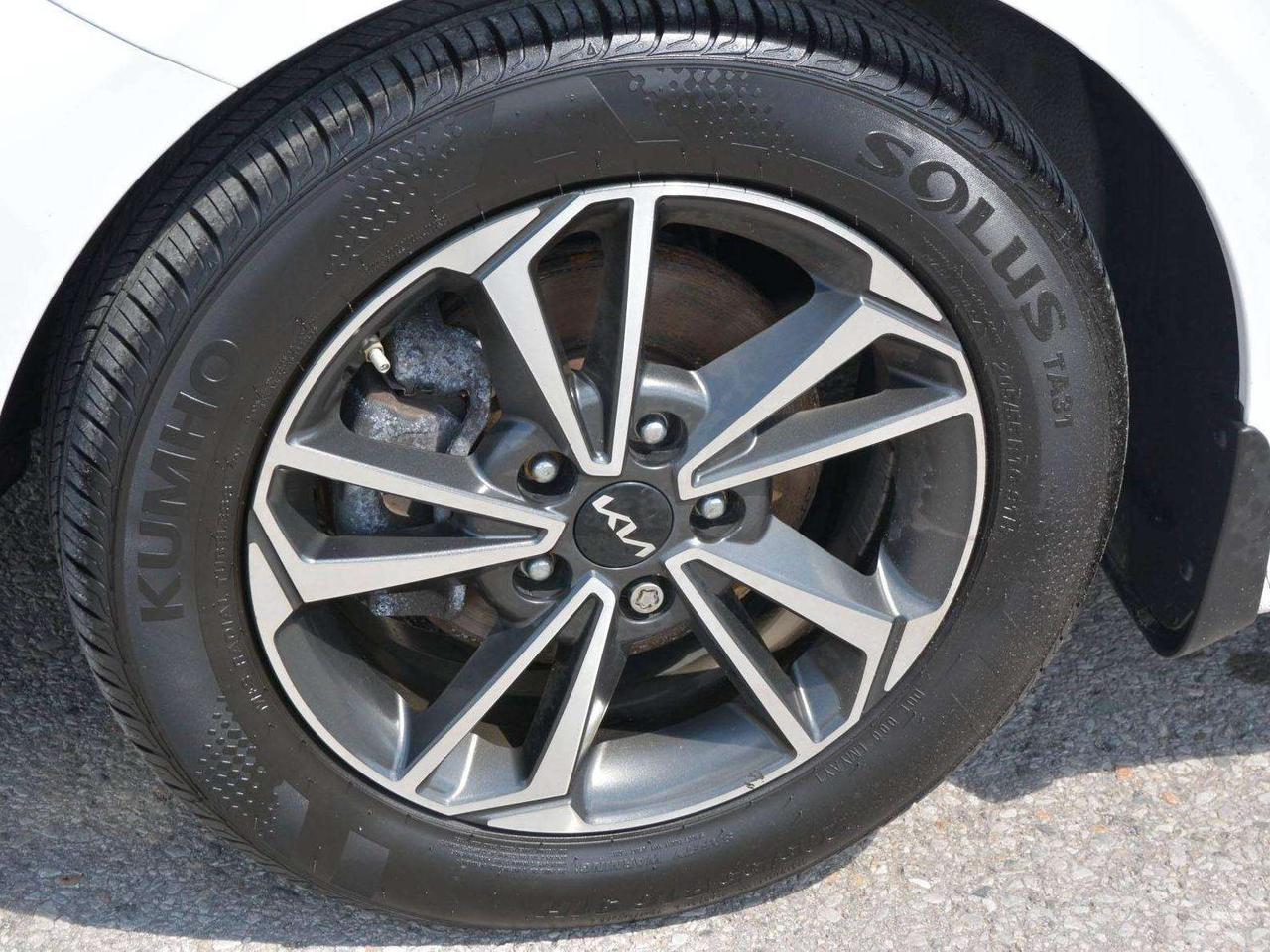 2023 Kia Forte EX+ Photo
