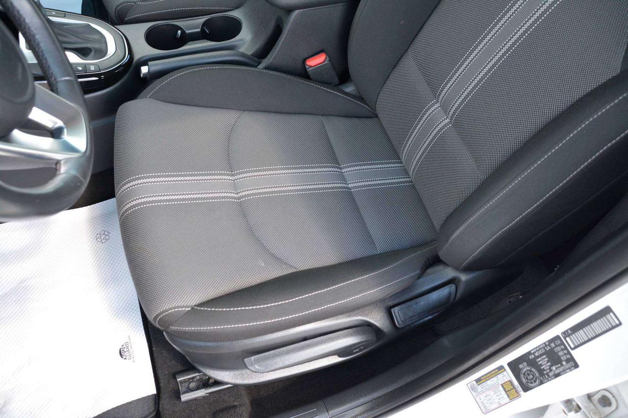2023 Kia Forte EX+ Photo