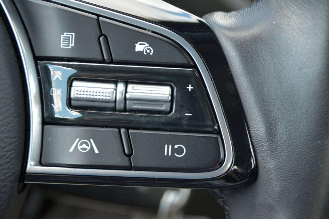 2023 Kia Forte EX+ Photo