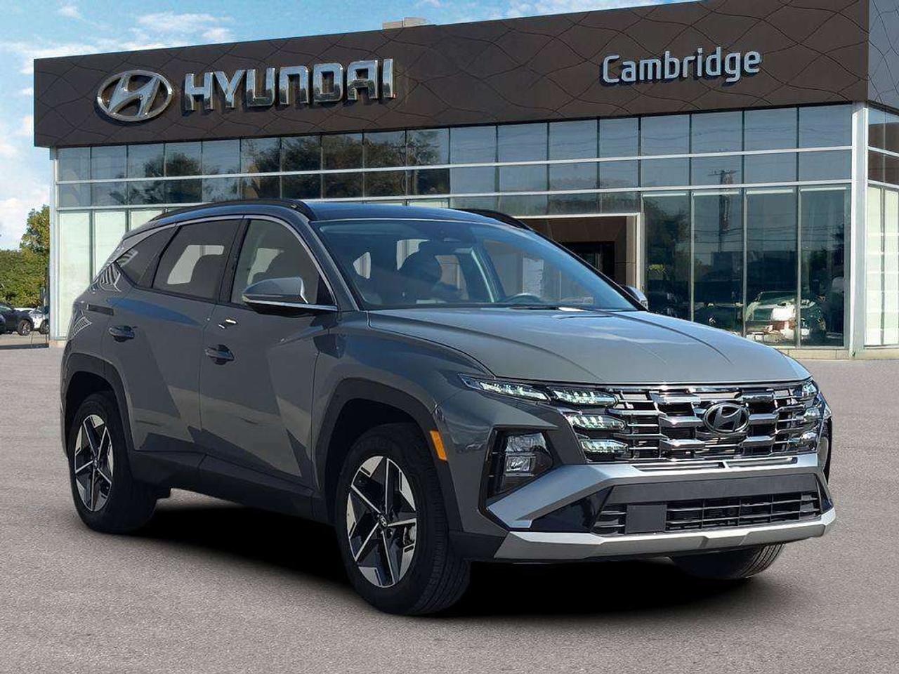 2025 Hyundai Tucson Preferred Trend   NO ACCIDENTS CARPLAY 7.7L/100KM Photo